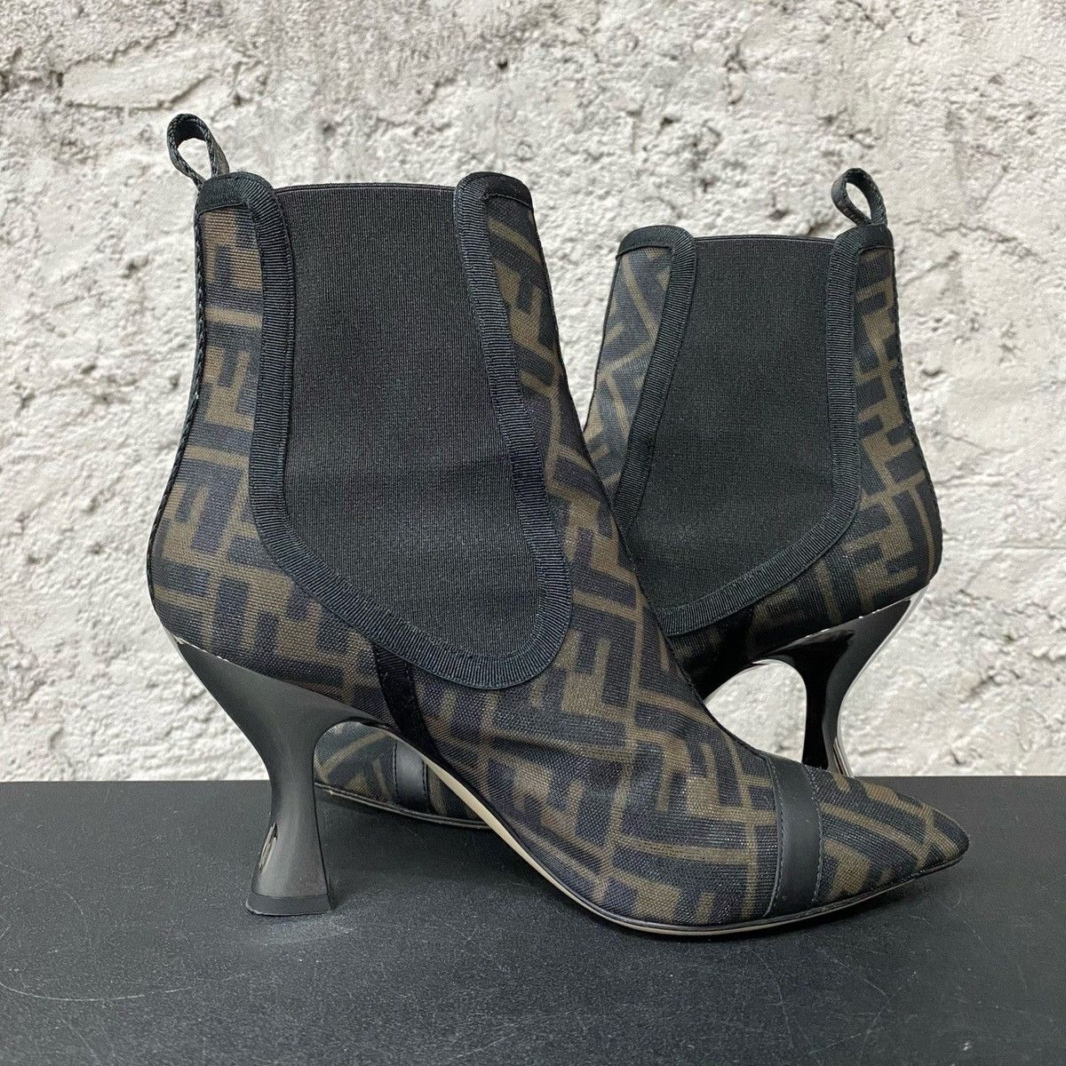 Fendi Fendi Zucca mesh Colibri pointed toe ankle boot Size US 6 / IT 36 - 5 Thumbnail