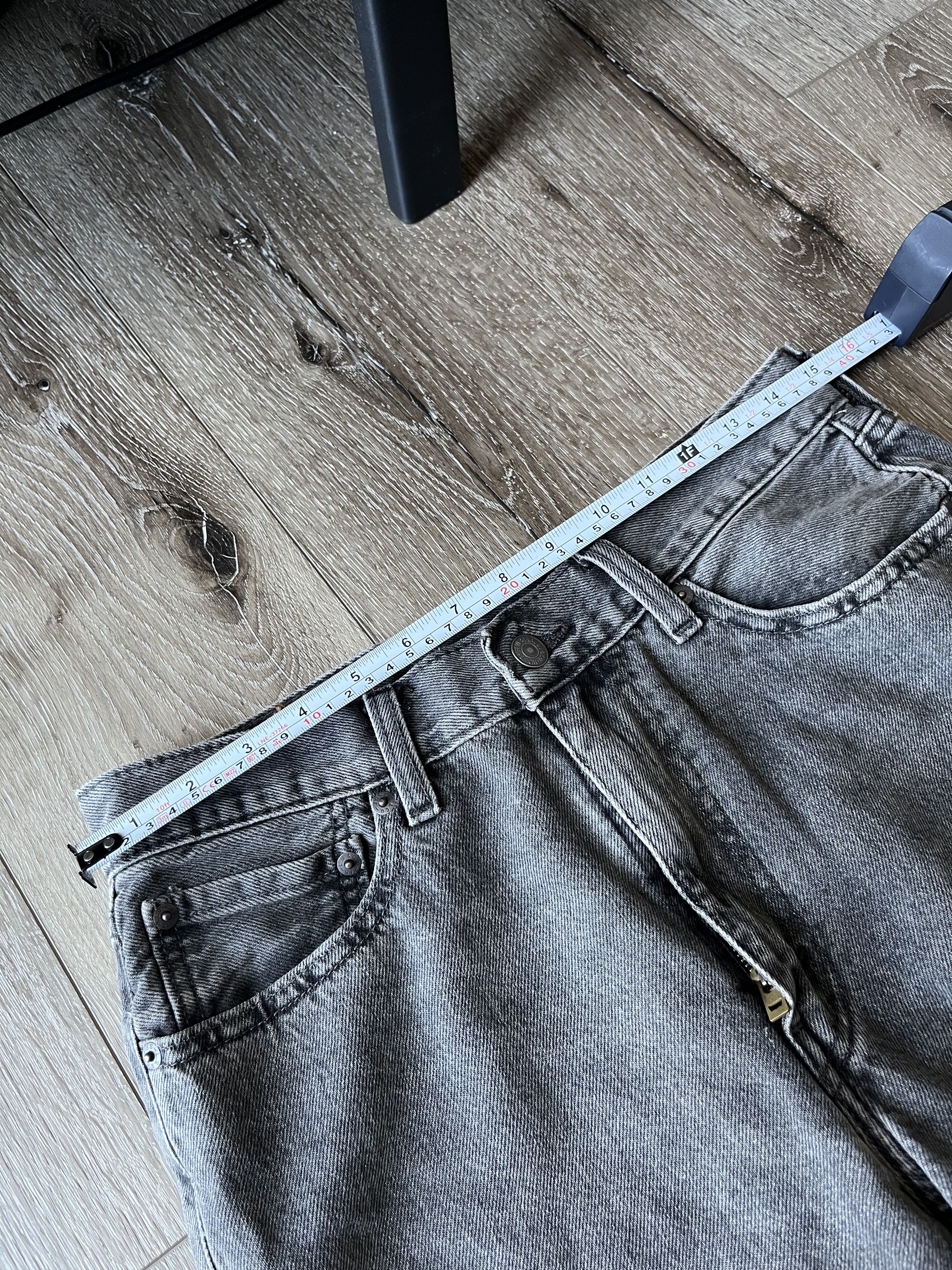 Levi's Levi’s 565 Relaxed Fit Jeans – Grey Wash (30x32) Size US 30 / EU 46 - 3 Thumbnail