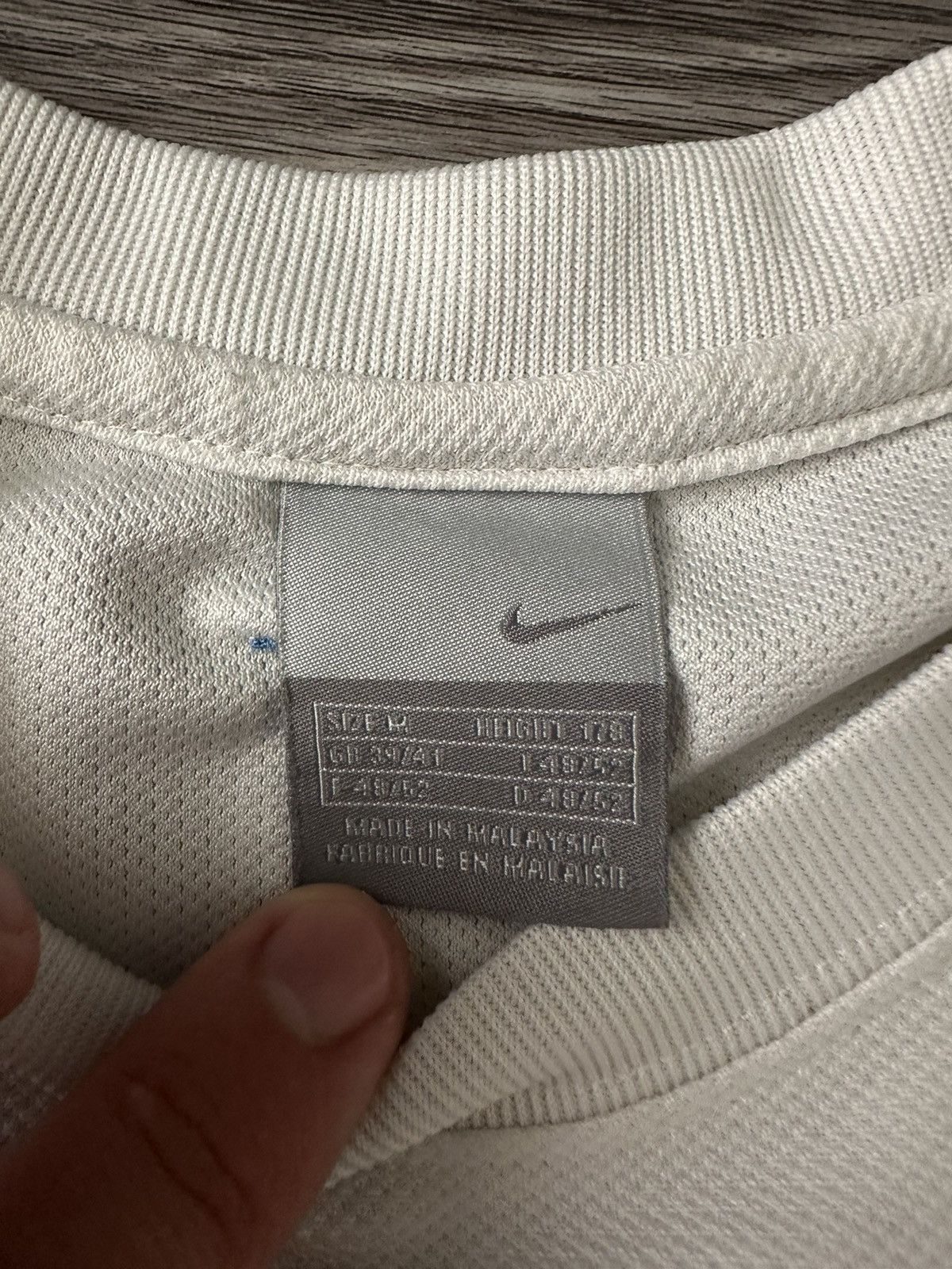Nike Nike TN Air Max Plus White T shirt central logo drill drip Size US M / EU 48-50 / 2 - 10 Thumbnail