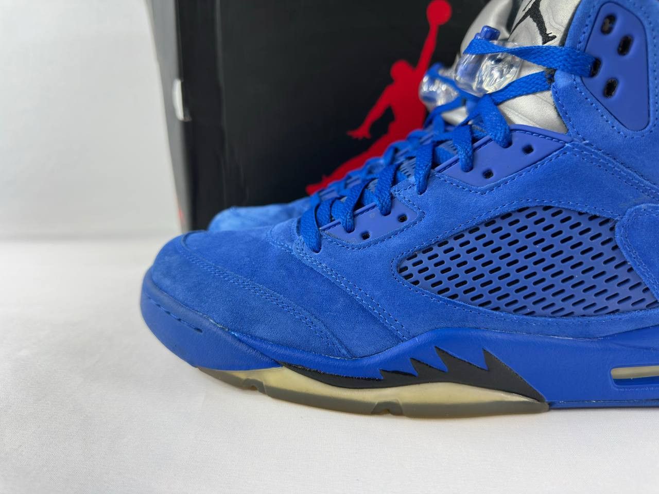 Nike Nike Air Jordan 5 Retro 'Blue Suede' 2017 136027-401 Size US 12 / EU 45 - 8 Thumbnail