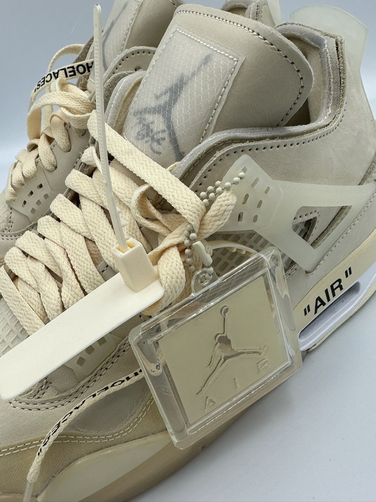 Jordan Brand × Off-White Jordan 4 Sail Size US 9 / IT 39 - 13 Thumbnail