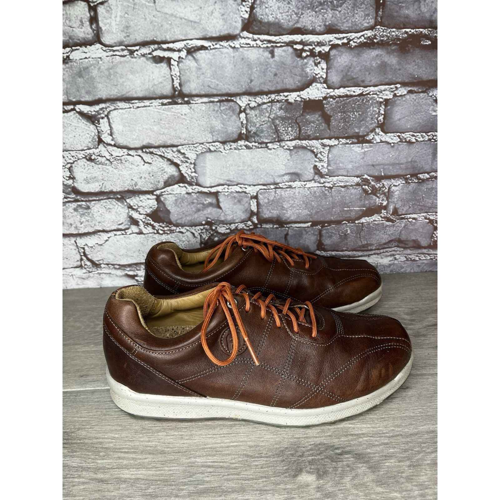 Footjoy FOOTJOY FJ VERSALUXE Spikeless Golf Shoes Size 8M US/41EU Br Size US 8 / IT 38 - 13 Thumbnail