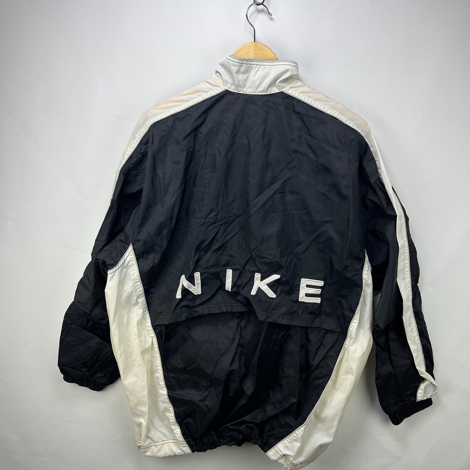 Nike × Vintage Vintage 90s Nike Windbreaker Swoosh Spellout Women's Large Size L / US 10 / IT 46 - 5 Thumbnail