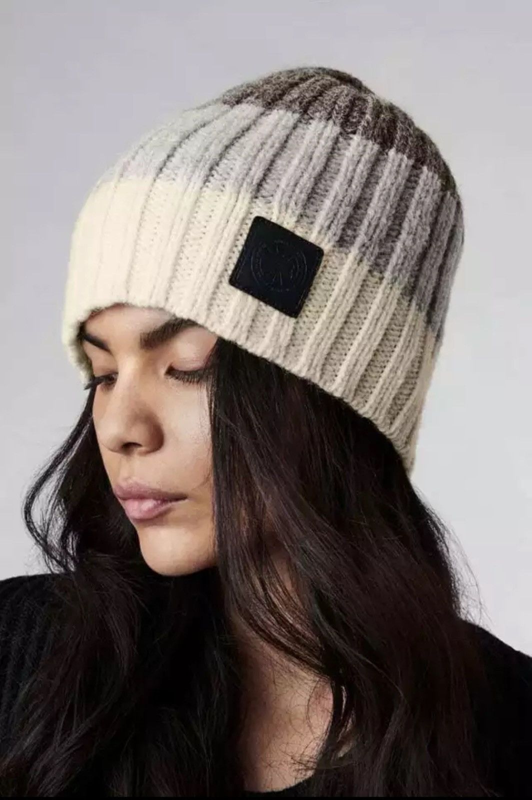 Canada goose slouchy beanie on sale