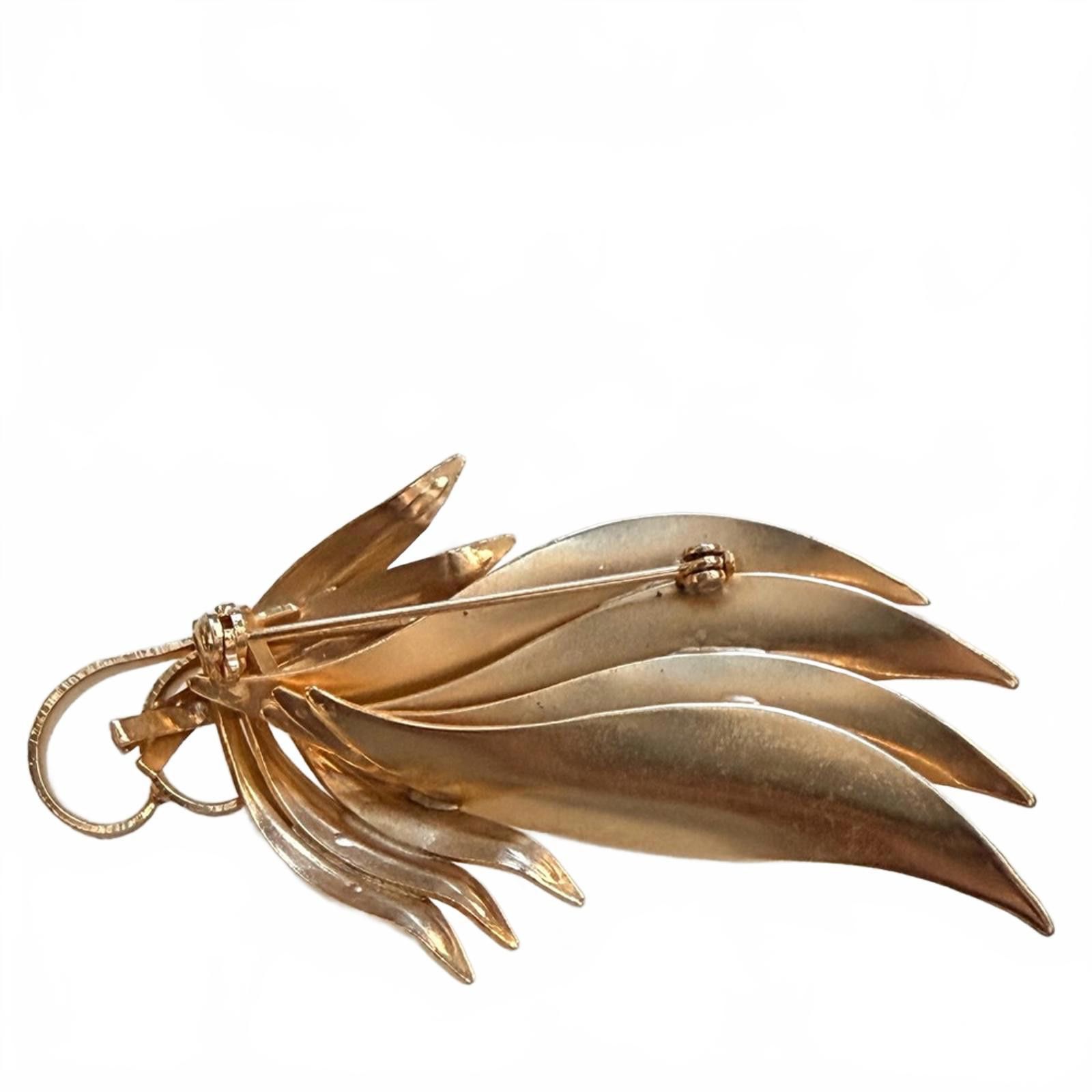Other Vintage Mid Century Gold Tone Leaf Brooch Statement Pin Size ONE SIZE - 2 Thumbnail