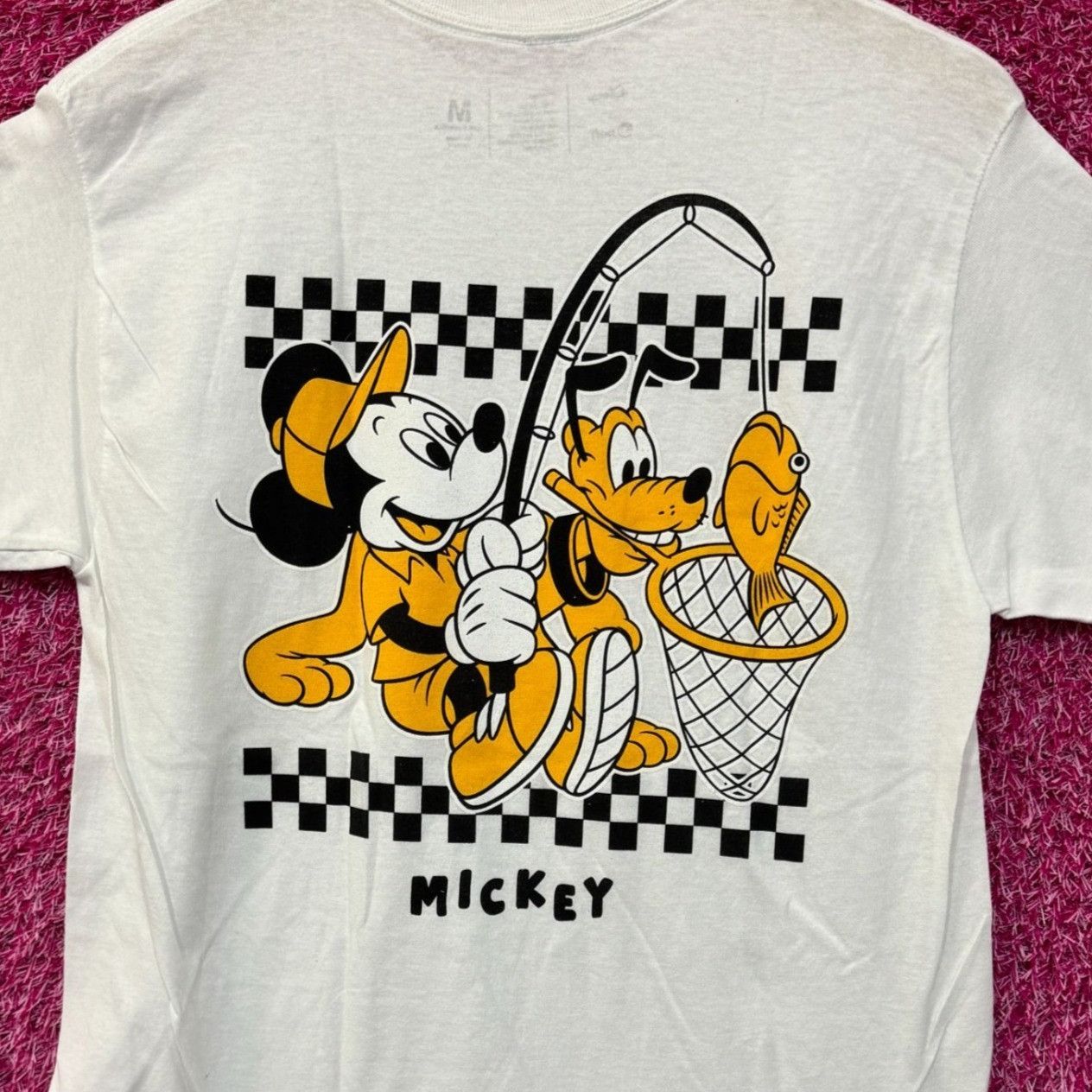 Disney Mickey Mouse & Pluto Fishing Disney Collection by Neff Tee m Size US M / EU 48-50 / 2 - 2 Thumbnail