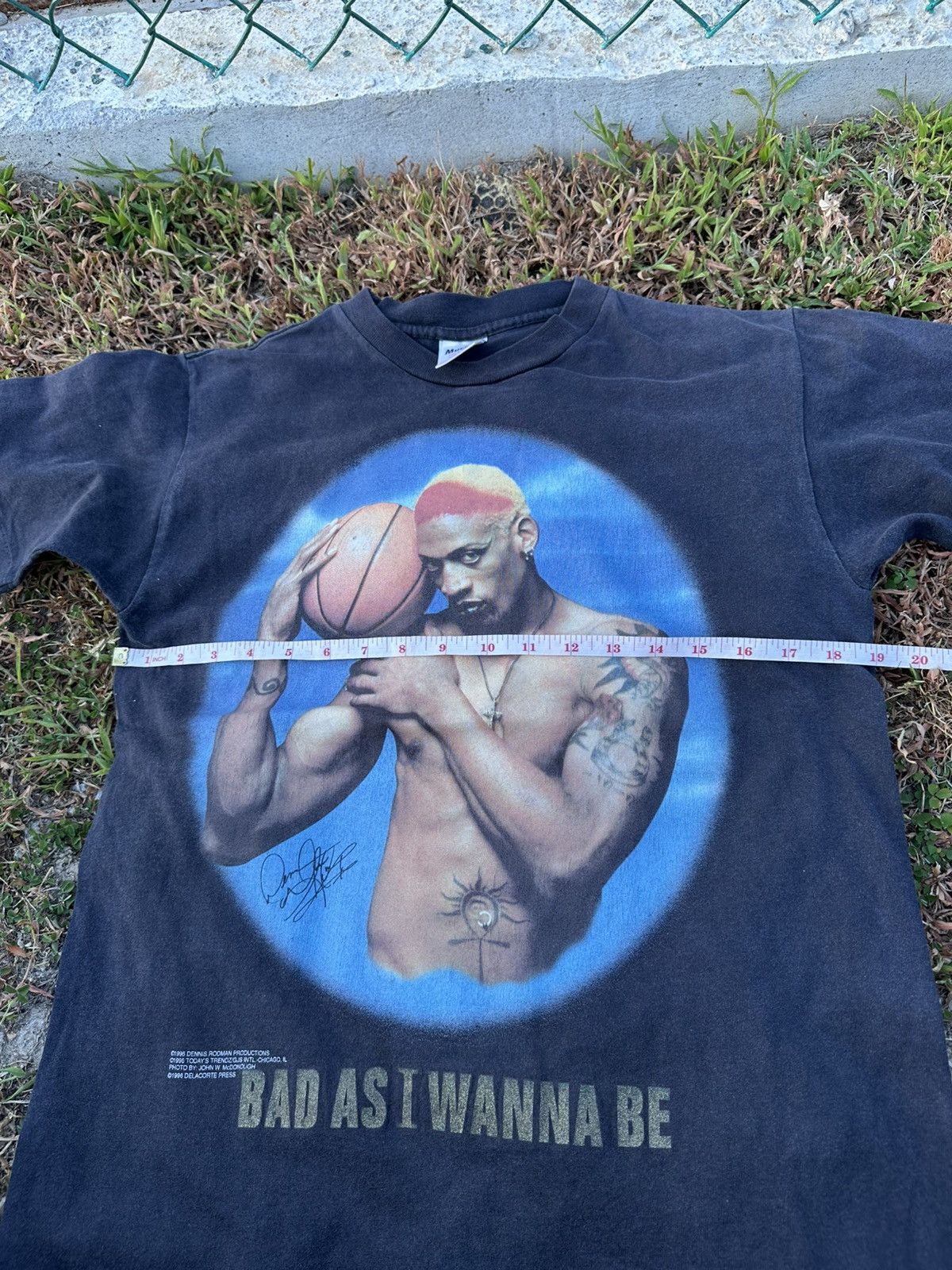 NBA RARE 90s Vintage Dennis Rodman T Shirt Size US M / EU 48-50 / 2 - 4 Thumbnail