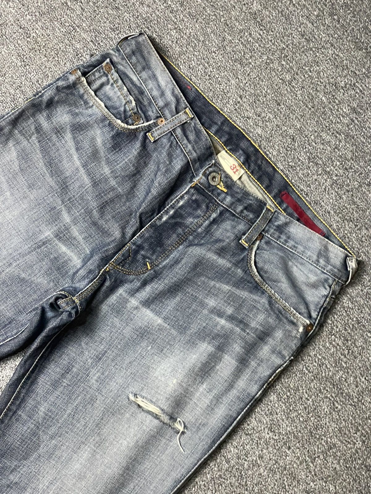 Banana Republic × Vintage Banana Republic Regular Fit Ripped Jeans (112) Size US 31 - 4 Thumbnail