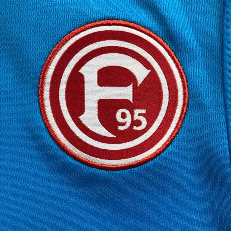 Puma Fortuna Düsseldorf 2016-17 Puma goalkeeper football jersey M Size US M / EU 48-50 / 2 - 3 Thumbnail