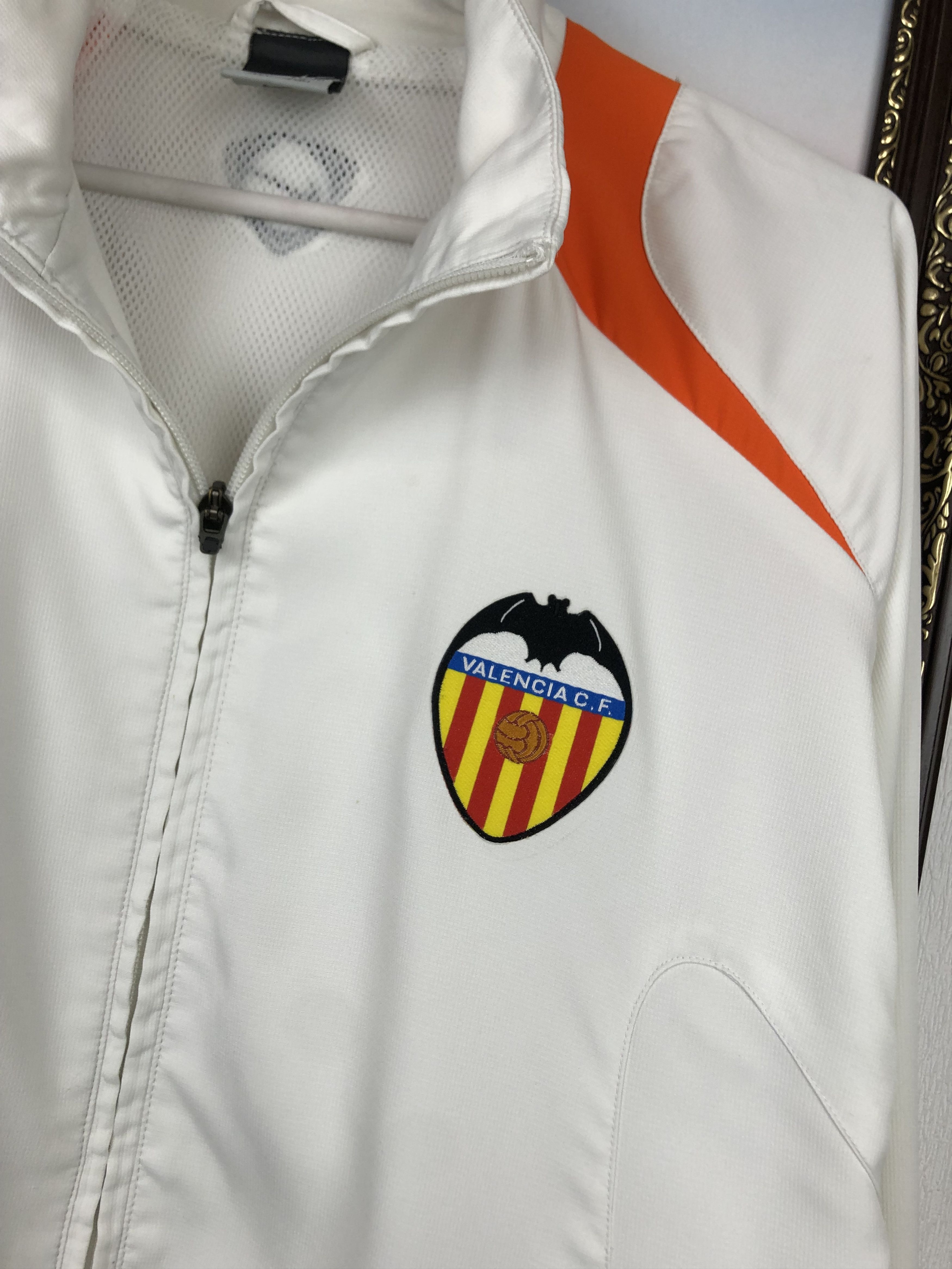 Nike Vintage Nike Valencia Football Jacket Soccer Track Top Mens Size US XL / EU 56 / 4 - 3 Thumbnail