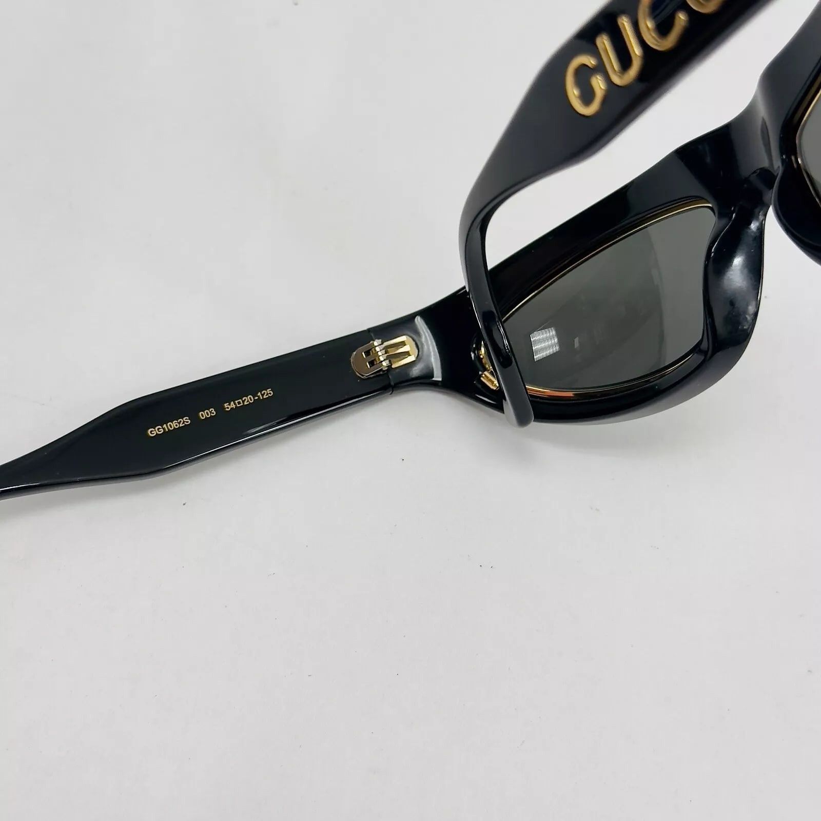 Gucci GUCCI ARIA 1062 Black Gold 003 Narrow Sunglasses GG1062S Size ONE SIZE - 7 Thumbnail