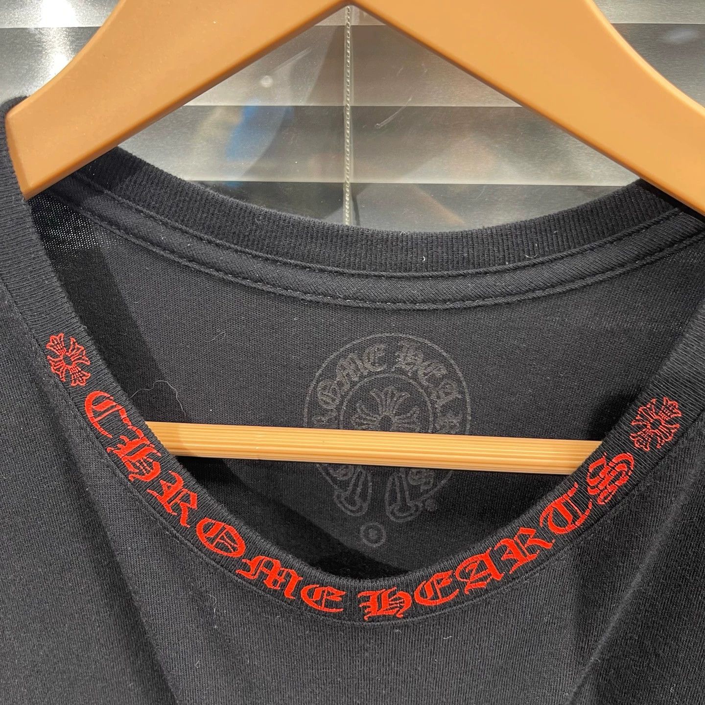 Chrome Hearts Chrome Hearts Scroll Red Cross Print S Tee Near New Size S / US 4 / IT 40 - 3 Thumbnail