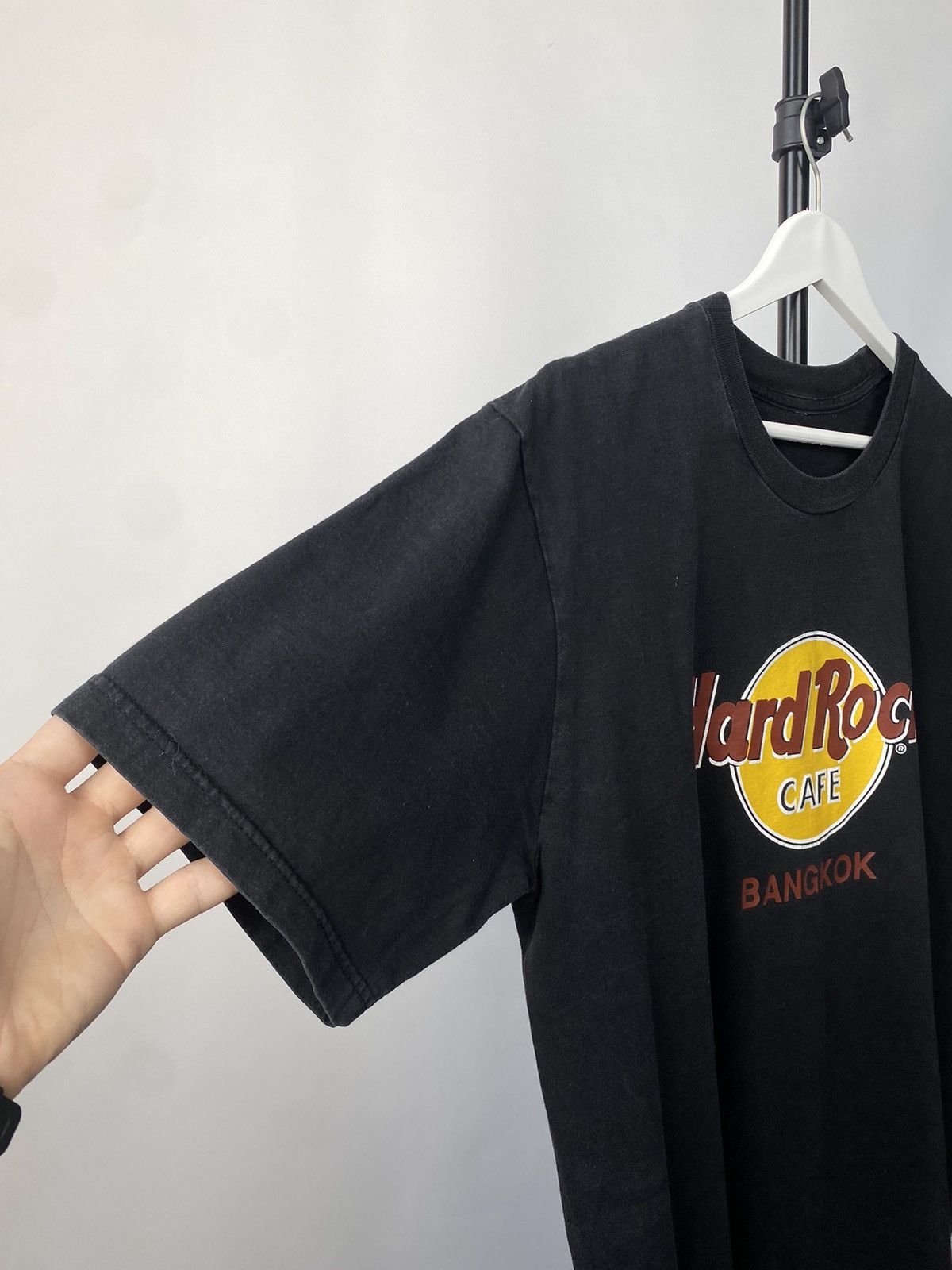 Hard Rock Cafe × Vintage Vintage 90s Hard Rock Cafe T-shirt Bangkok Size US L / EU 52-54 / 3 - 3 Thumbnail