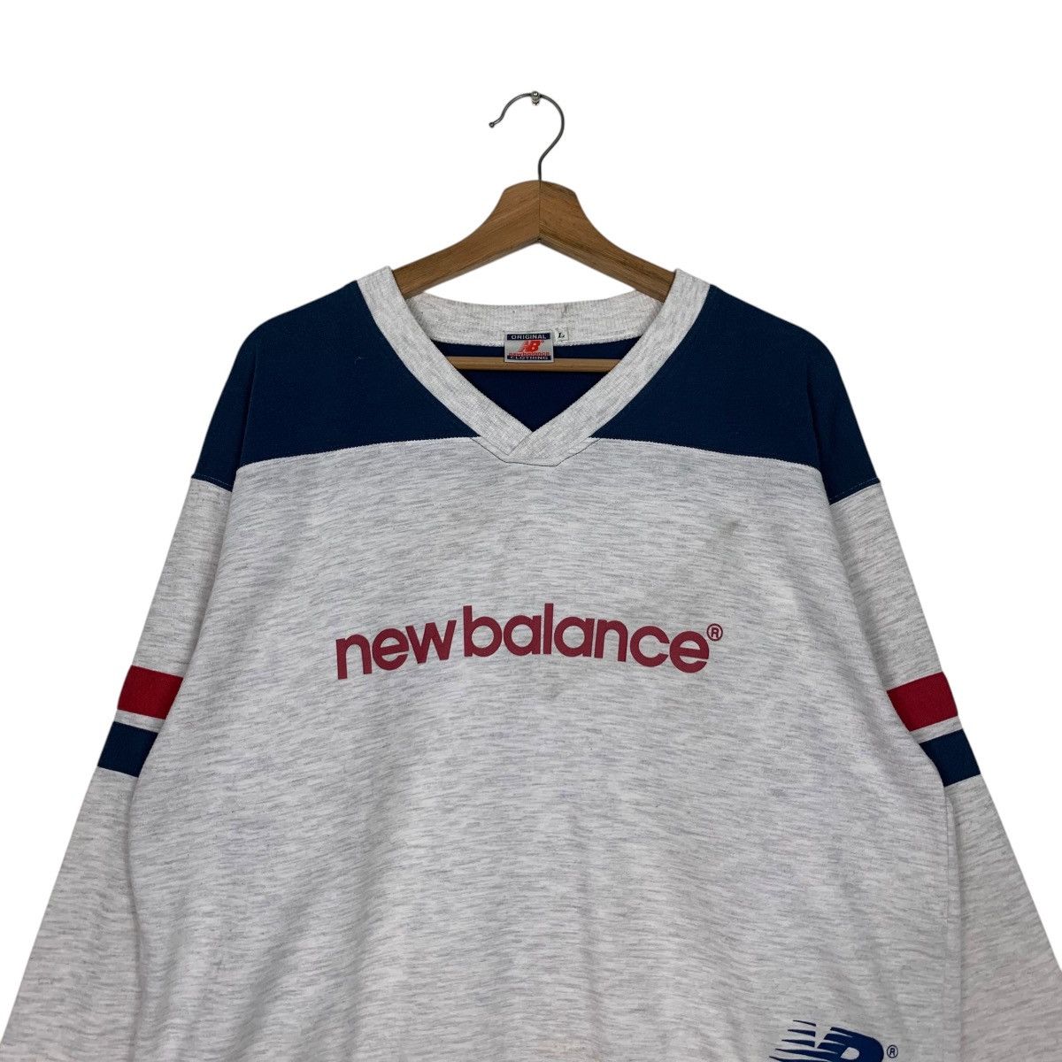 New Balance Vintage 90's NEW BALANCE V Neck Long Sleeve Shirt #2493-C112 Size US L / EU 52-54 / 3 - 2 Thumbnail
