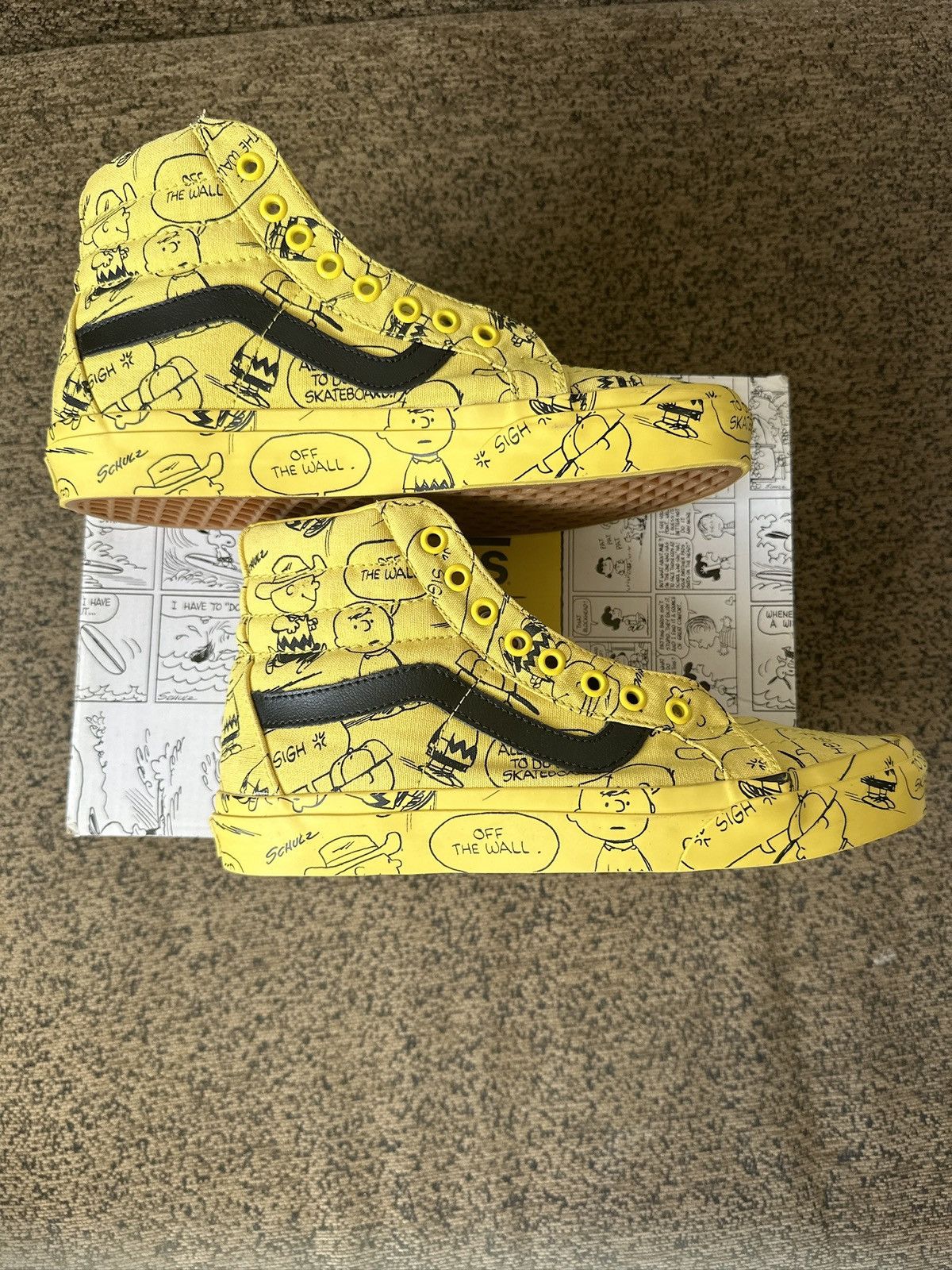 Peanuts × Vans Vans Sk8-Hi Peanuts Charlie Brown Size US 7.5 / EU 40-41 - 2 Thumbnail