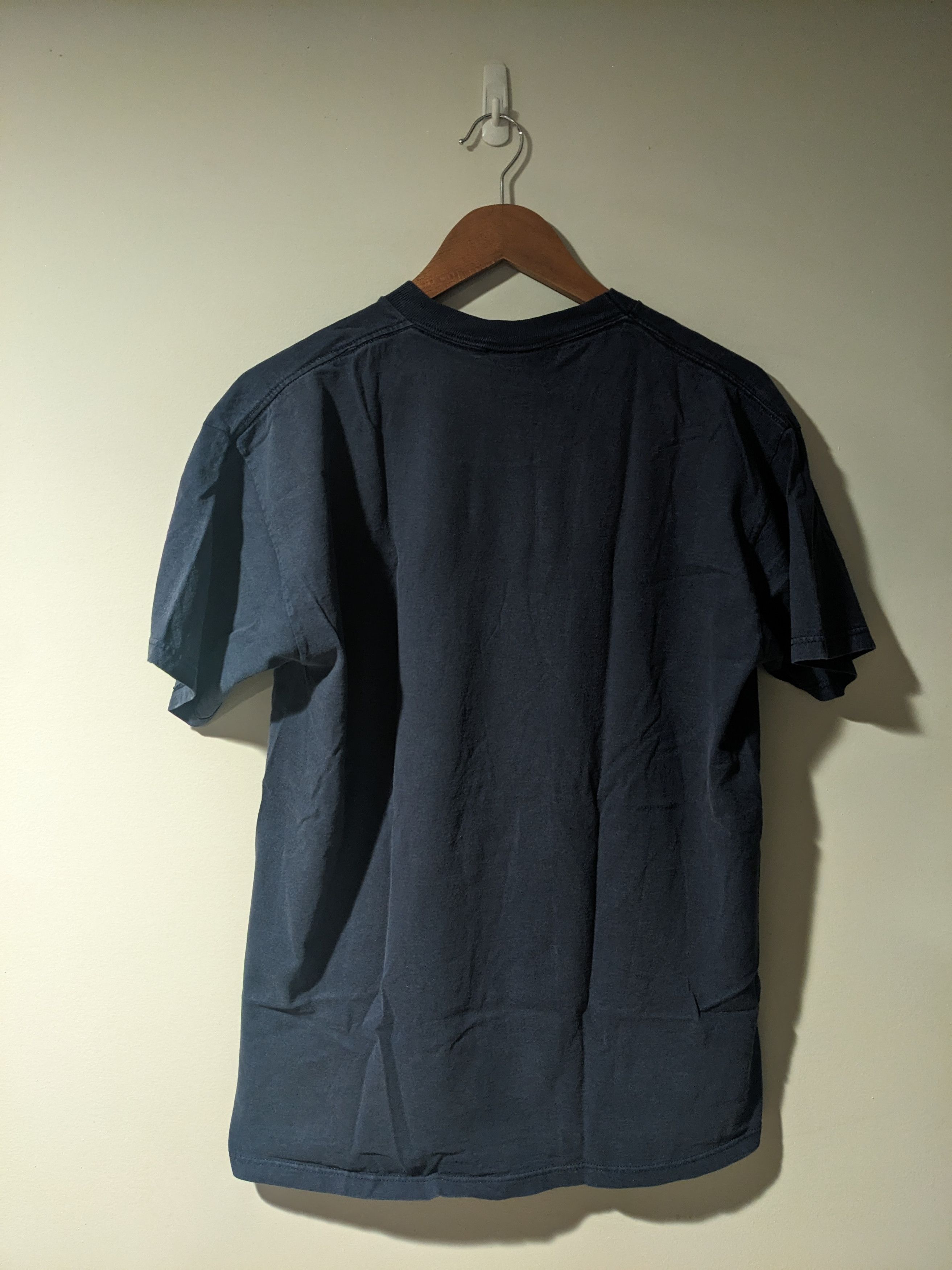 Disney × Vintage Vintage 90s Winnie the Pooh Disney Daisy Flower T-Shirt Size US L / EU 52-54 / 3 - 5 Thumbnail