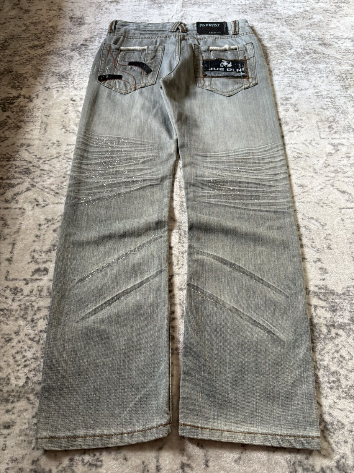 GOSTAR DE FUGA × Japanese Brand × Vintage Jue Dini Japan Smokey Gray Whisker & Claw Mark Glitter Jeans Size US 30 / EU 46 - 2 Thumbnail