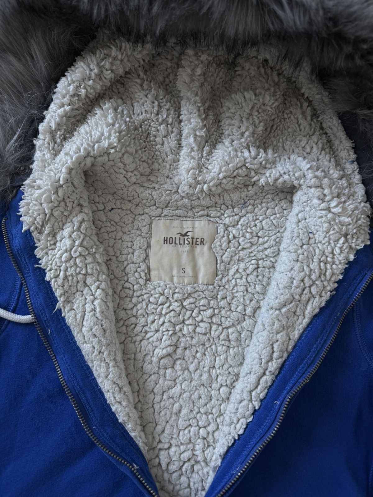 Hollister Faux Fur Hollister Hoodie Y2K Woomens Hooded Blue Streetwear Size S / US 4 / IT 40 - 8 Thumbnail