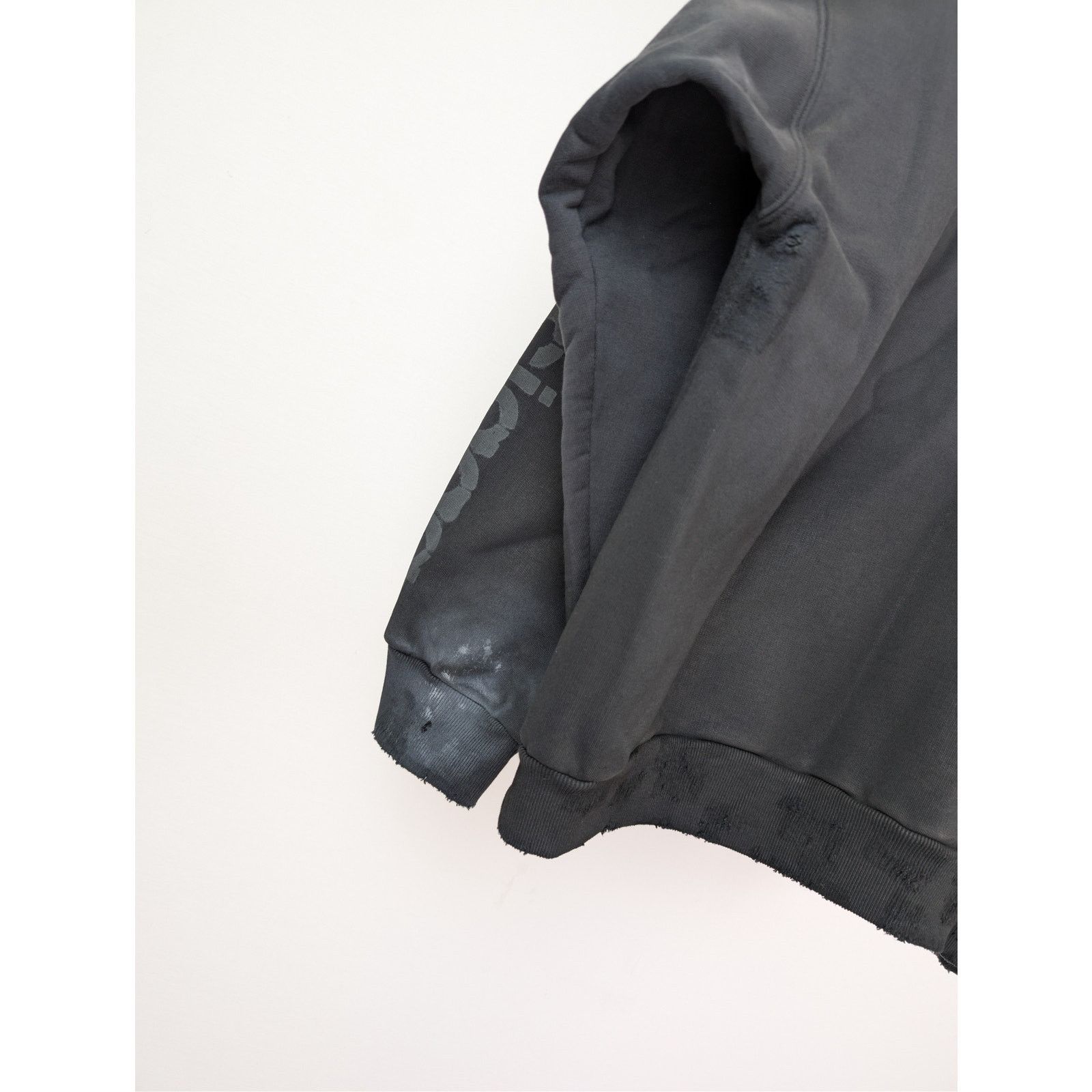 Balenciaga o1rshd1 3B Stencil Molleton Medium Fit Hoodie in Faded Black Size US M / EU 48-50 / 2 - 12 Thumbnail