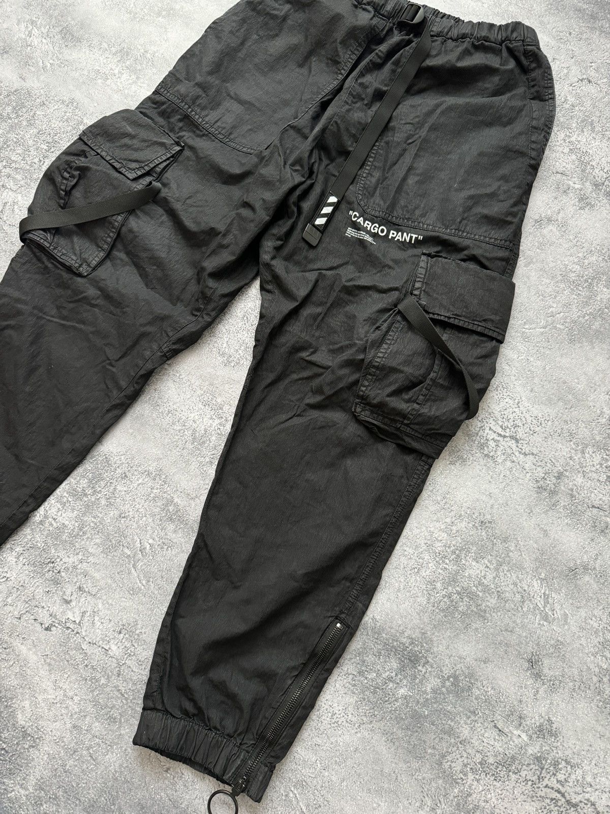 Off-White Off-White Parachute Cargo Pants “Cargo Pant” Black size 32 Size US 32 / EU 48 - 2 Thumbnail