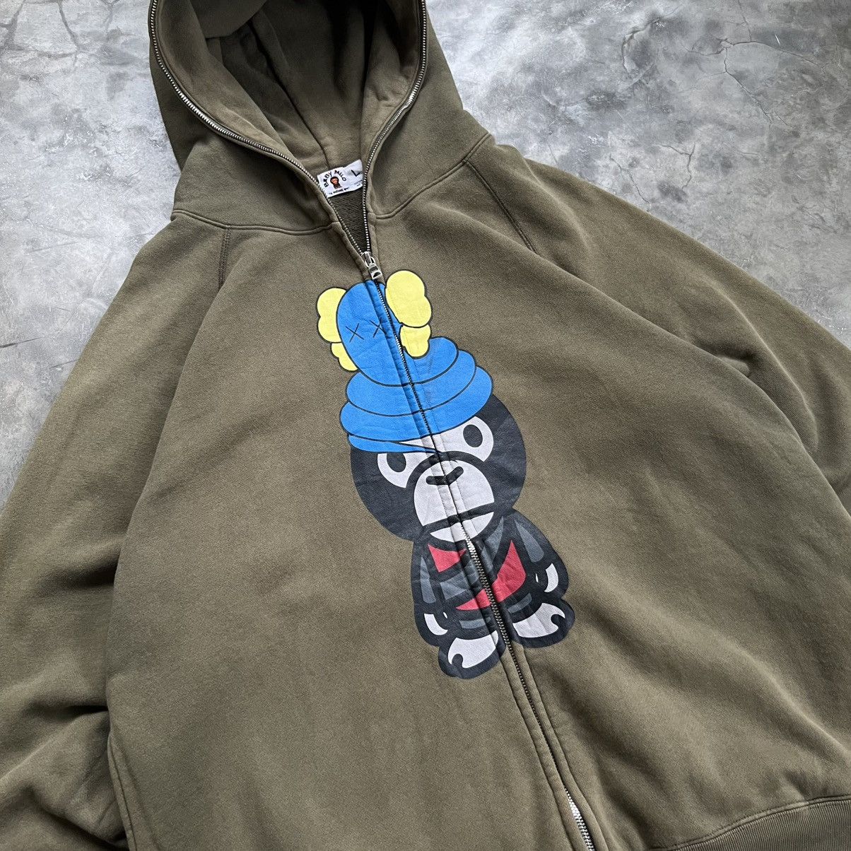 Bape 2005 Baby Milo X Kaws Full Zip Hoodie Size US L / EU 52-54 / 3 - 6 Thumbnail
