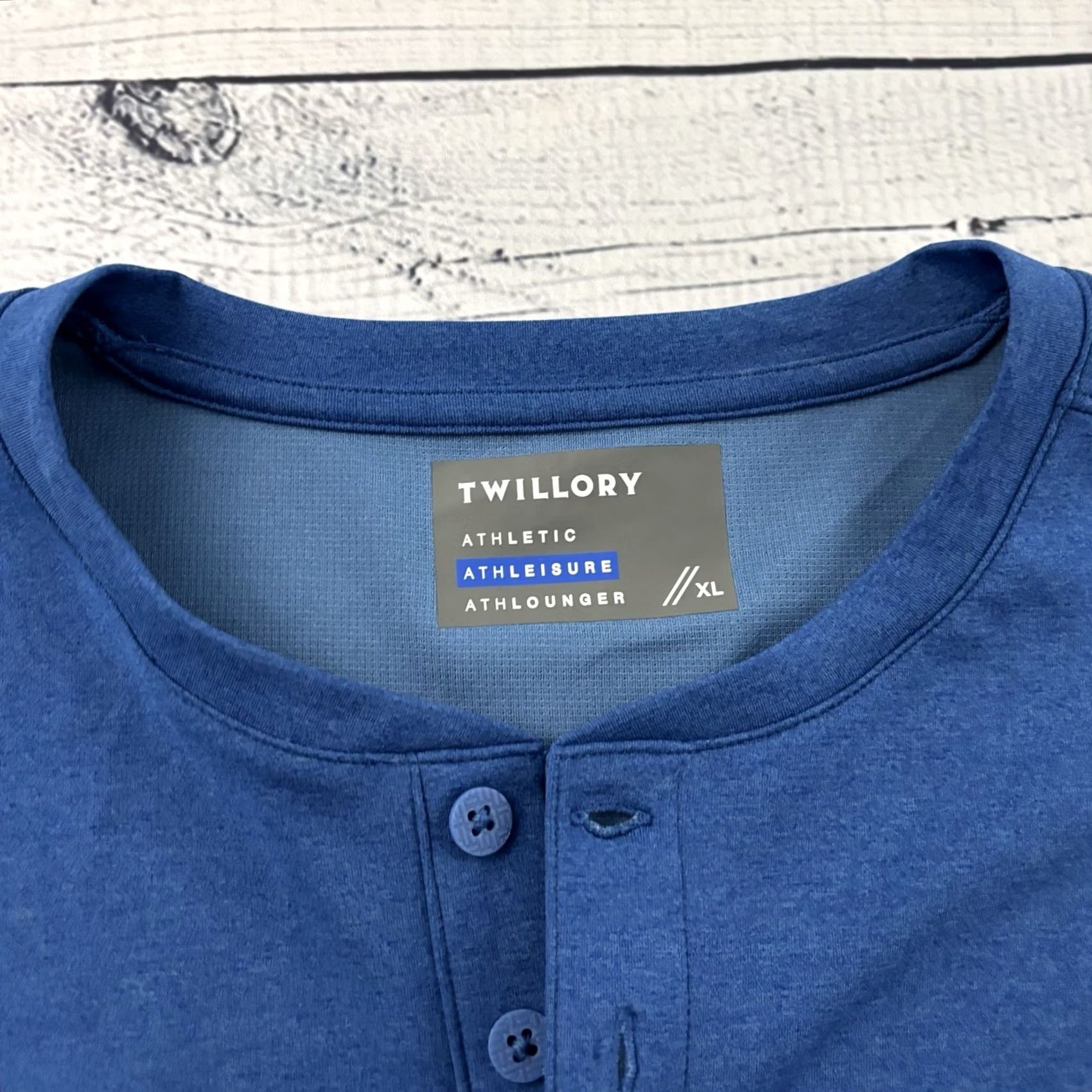 Vintage Twillory Athleisure Long Sleeve Button Up Henley Shirt XL Blue Mens Size US XL / EU 56 / 4 - 2 Thumbnail