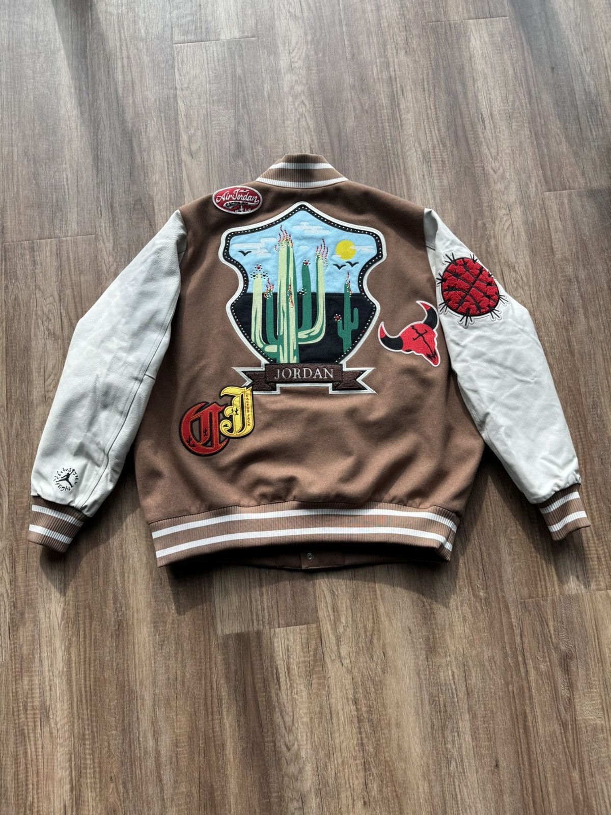 Travis ScottxJordan Varsity Jacket スタジャン Jordan x Travis