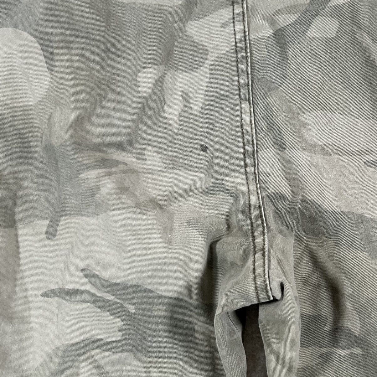 Wrangler Wrangler Mens Camo Cargo Shorts size 32 green Camouflage Size US 32 / EU 48 - 5 Thumbnail