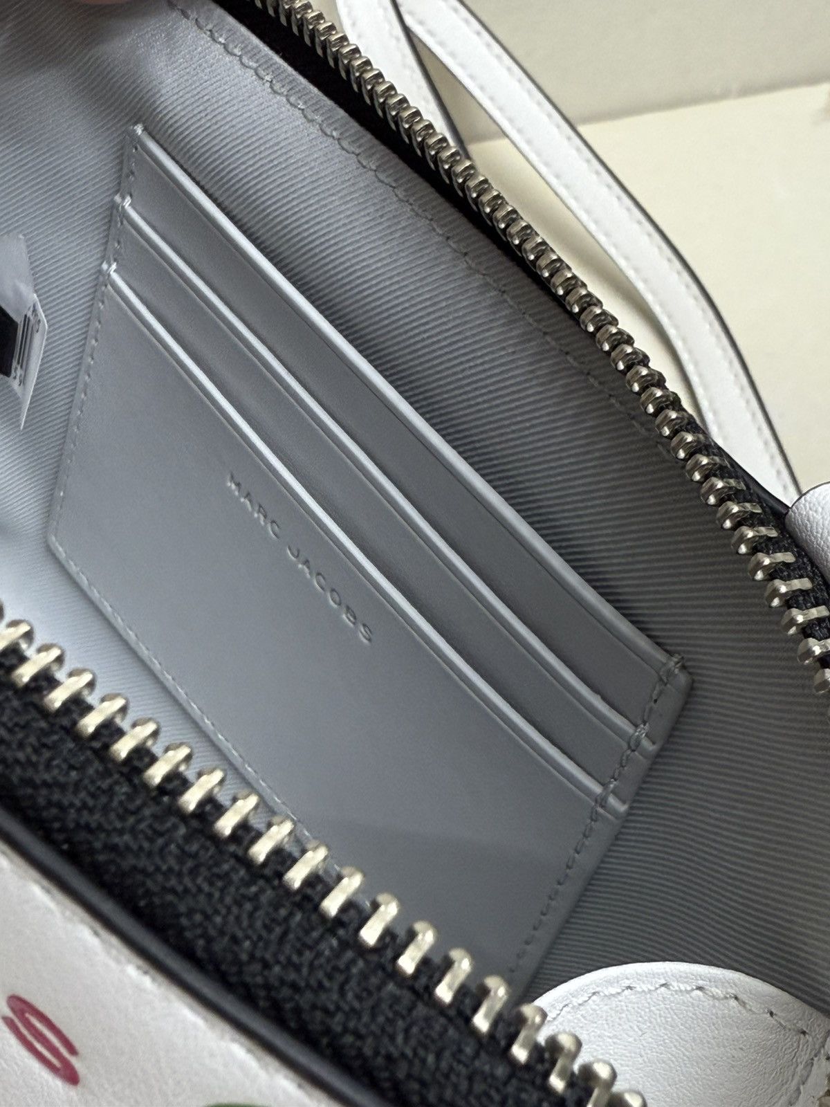 Marc Jacobs (new+tag) Marc Jacobs crossbody fit large iphone pro max Size ONE SIZE - 10 Thumbnail