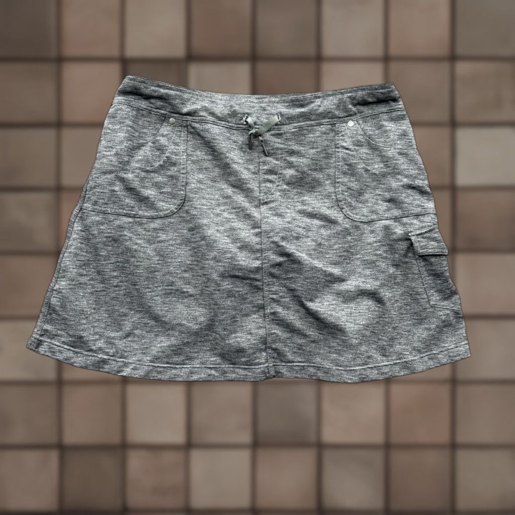 Vintage Kuhl Mova Cargo Skort Women L Gray Polyester Outdoors Hiking Walking Skort Cargo Pockets Activewear Women’s Size ONE SIZE - 1 Thumbnail