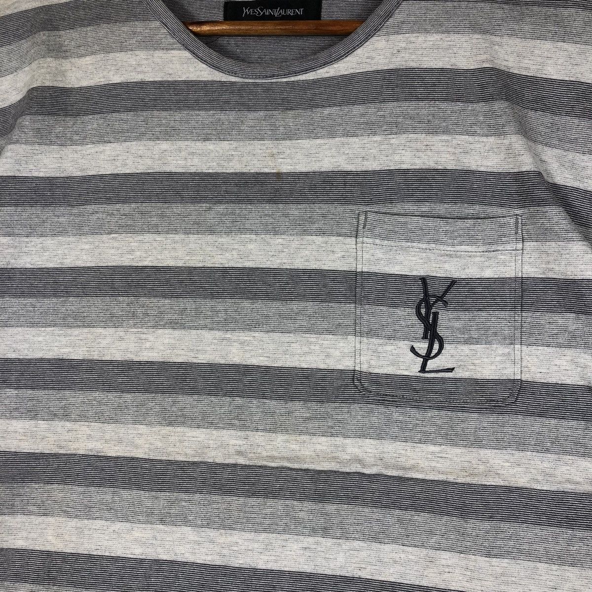Yves Saint Laurent YSL Yves Saint Laurent Single Pocket Stripe T-Shirt Size US L / EU 52-54 / 3 - 5 Thumbnail