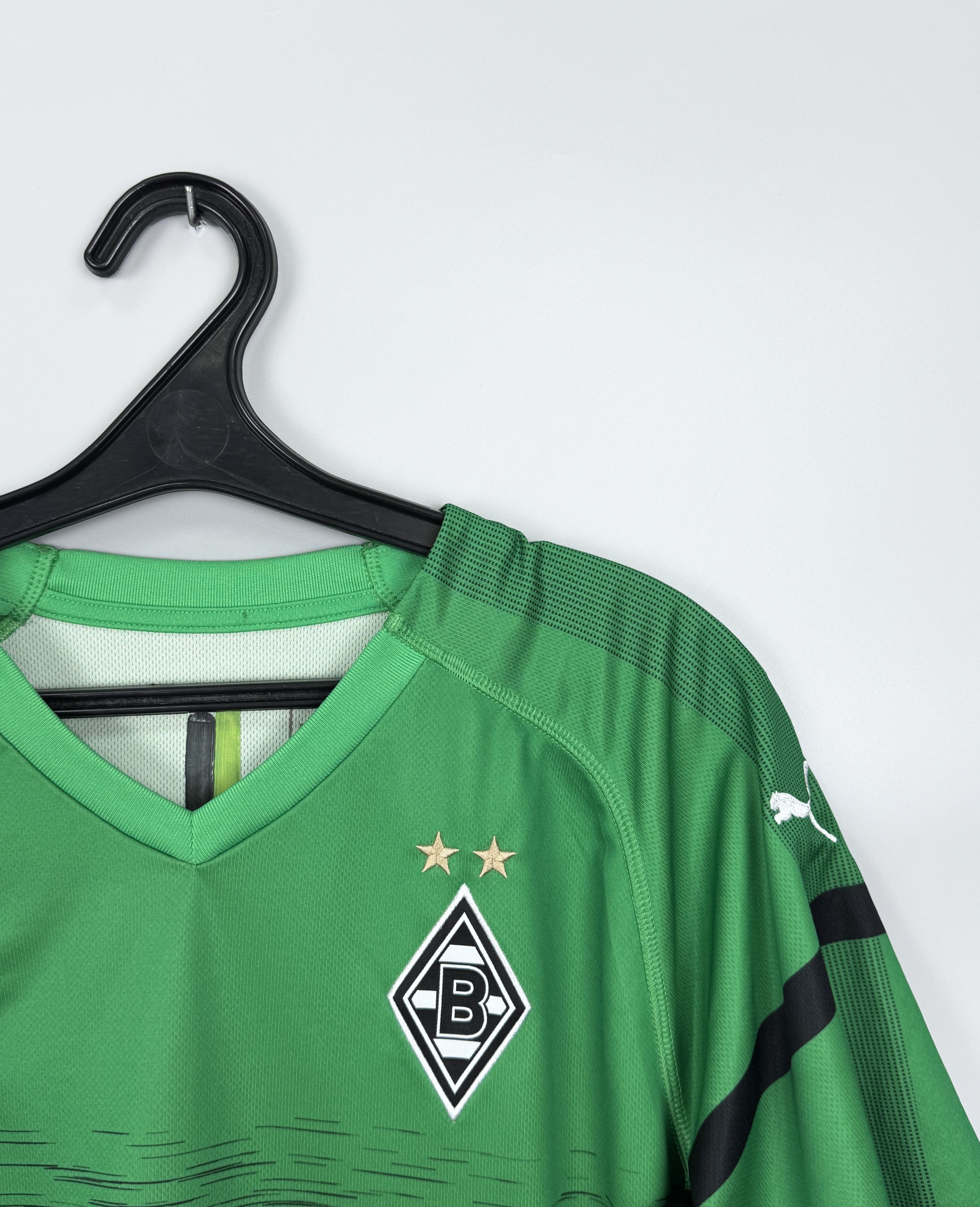 Puma 2018/2019 Borussia Mönchengladbach Third Football Kit Size US M / EU 48-50 / 2 - 3 Thumbnail