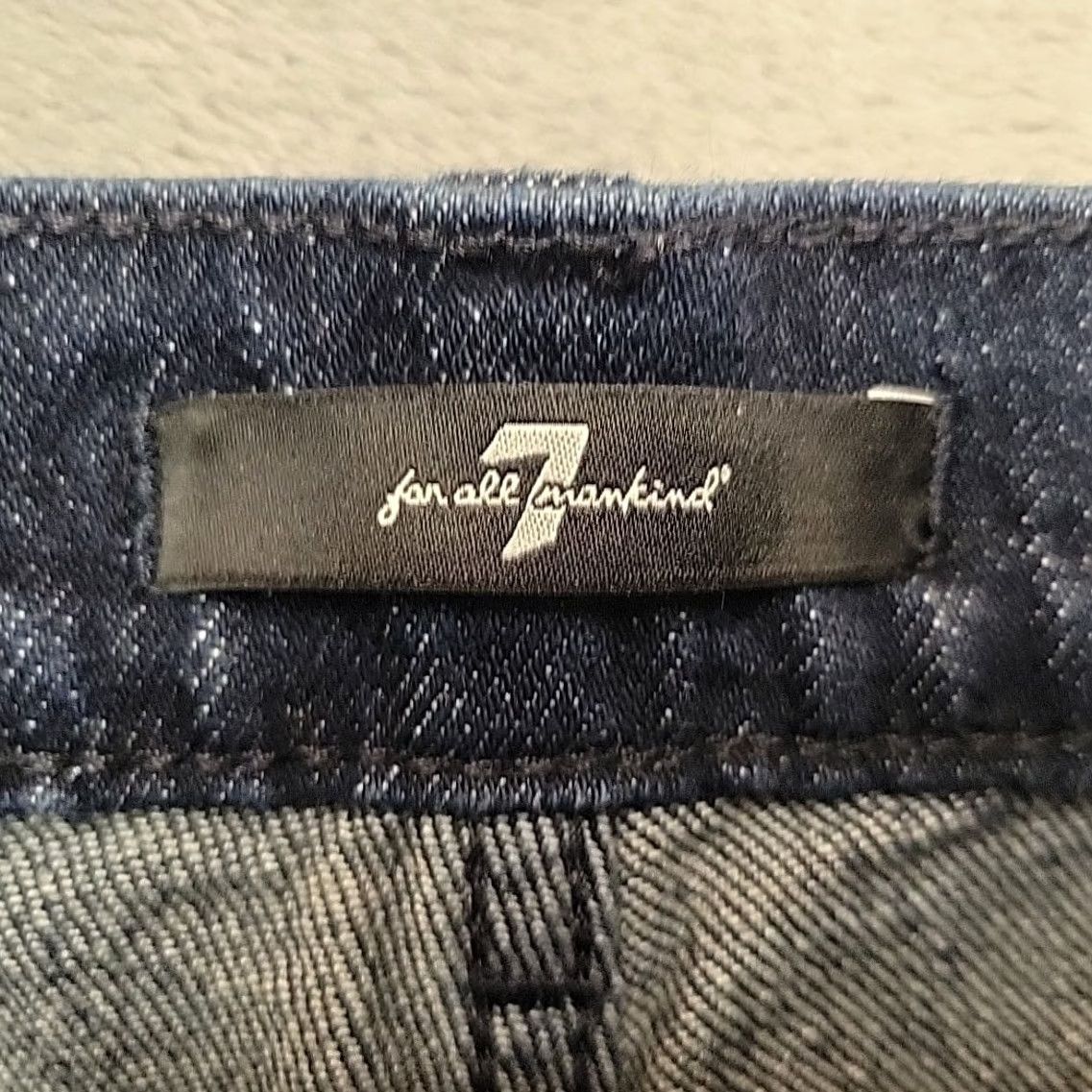 7 For All Mankind 7 For All Mankind Jeans Womens 27 Blue Bonnie Curvilinear Raw Hem Y2K Denim Jeans Women's 27 Blue Bonnie Curvilinear Raw Hem Y2K Denim Size 27" / US 4 / IT 40 - 4 Thumbnail