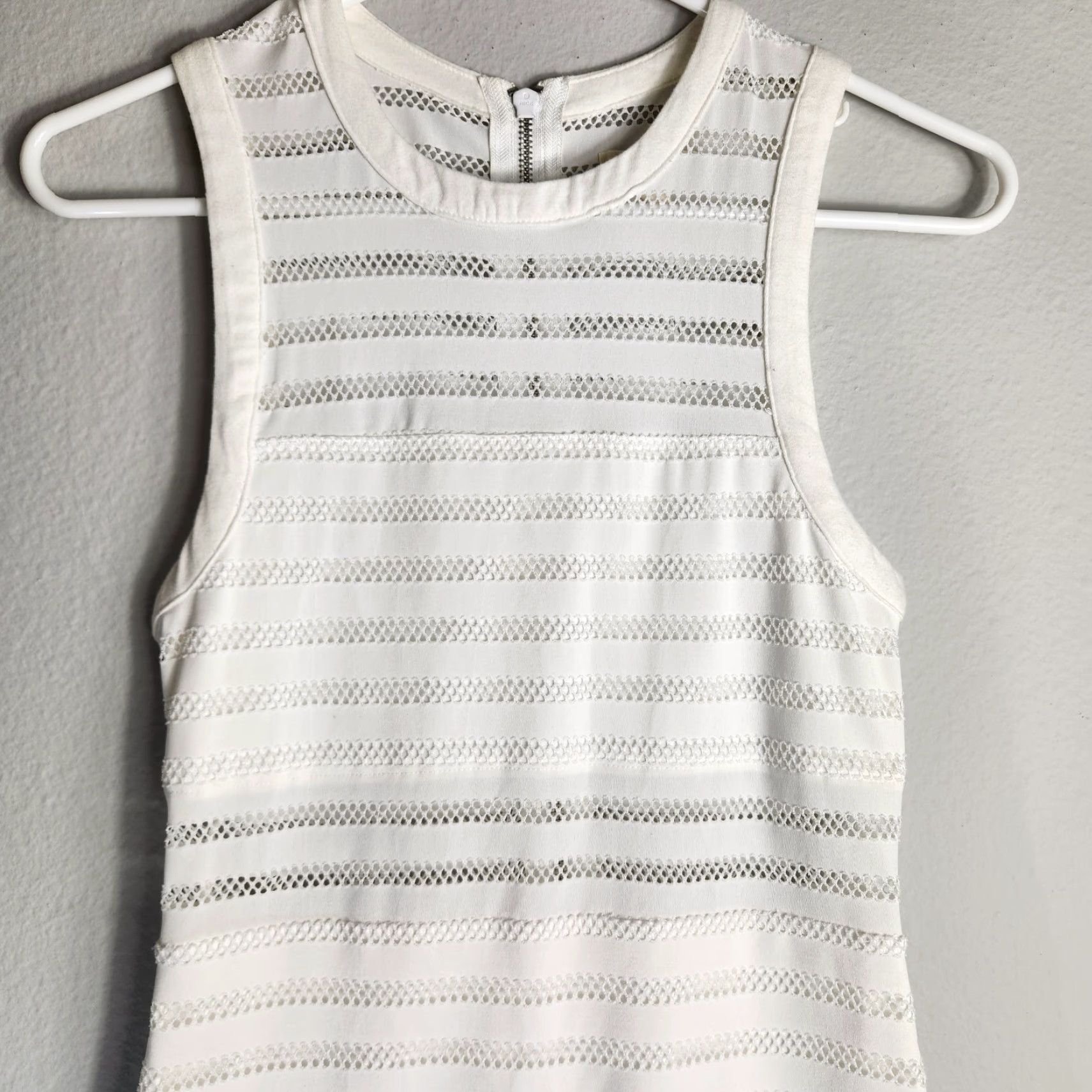Urban Outfitters Urban Outfitters Silence + Noise Ivory Bodycon Eyelet Cutout Mini Dress Sleeveless S Womens Size S / US 4 / IT 40 - 2 Thumbnail