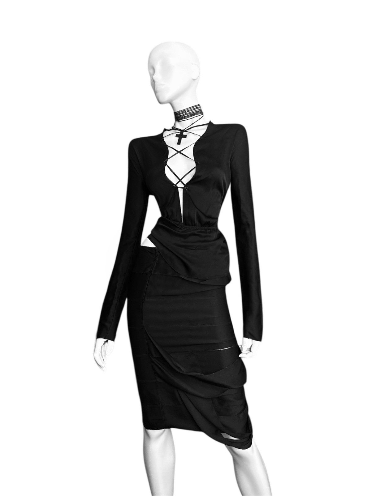 F/W 2002 Runway Tom Ford for Gucci – Full Look 26