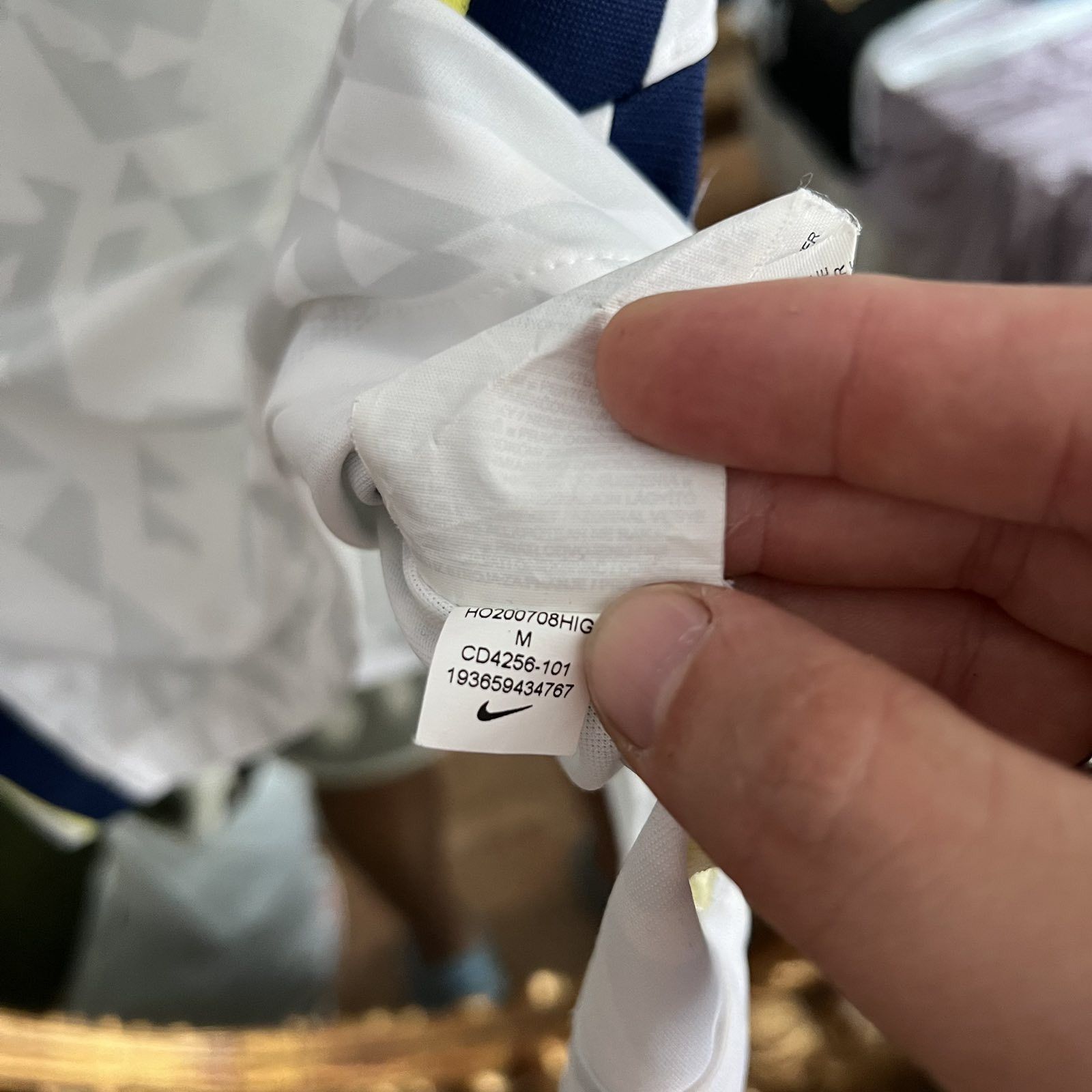 Nike 2020 2021 Tottenham Hotspur Nike Home Kit Soccer Jersey Sz M Size US M / EU 48-50 / 2 - 6 Thumbnail