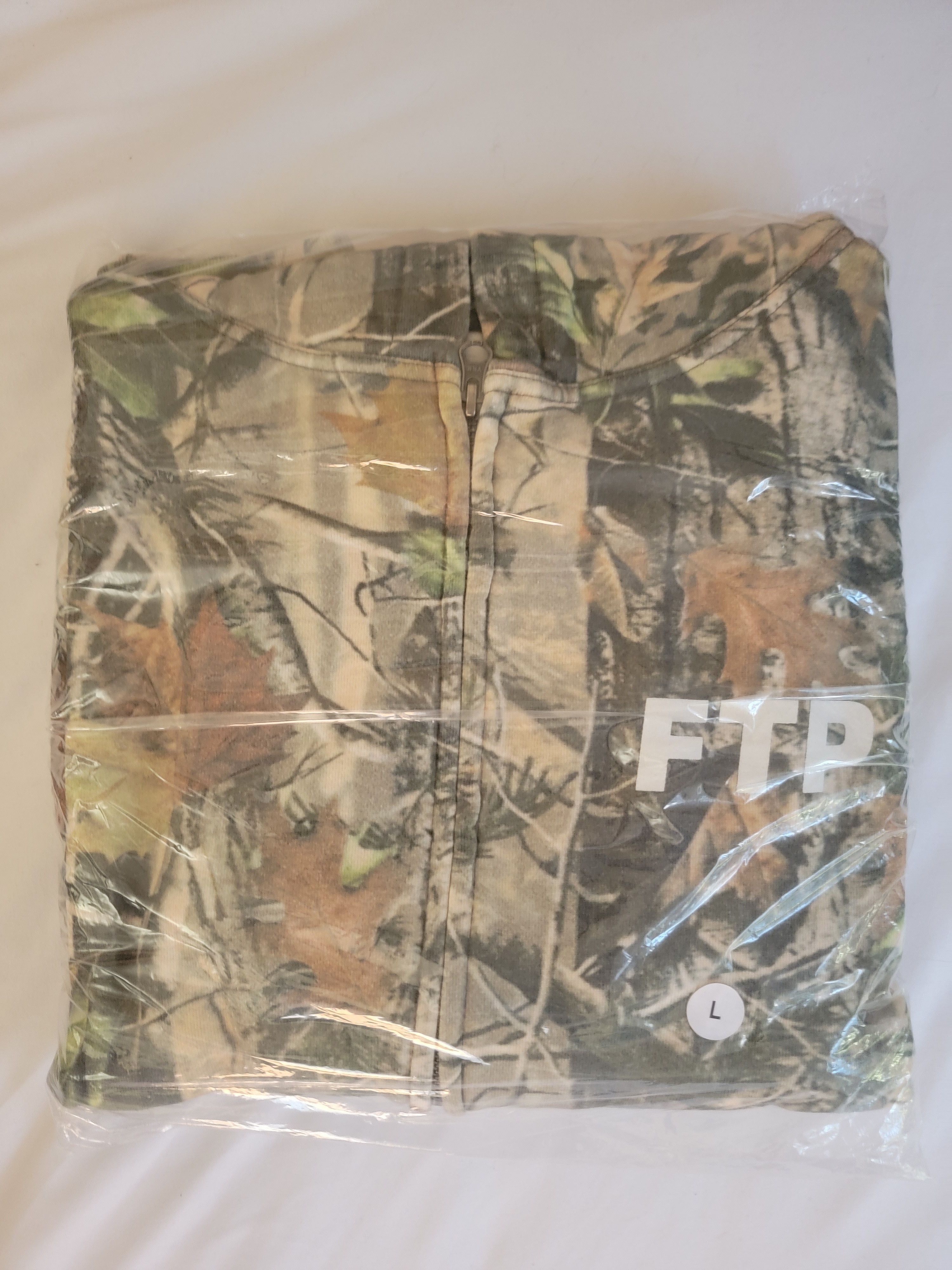 FTP Tree Camo Zip Up Hoodie (L)