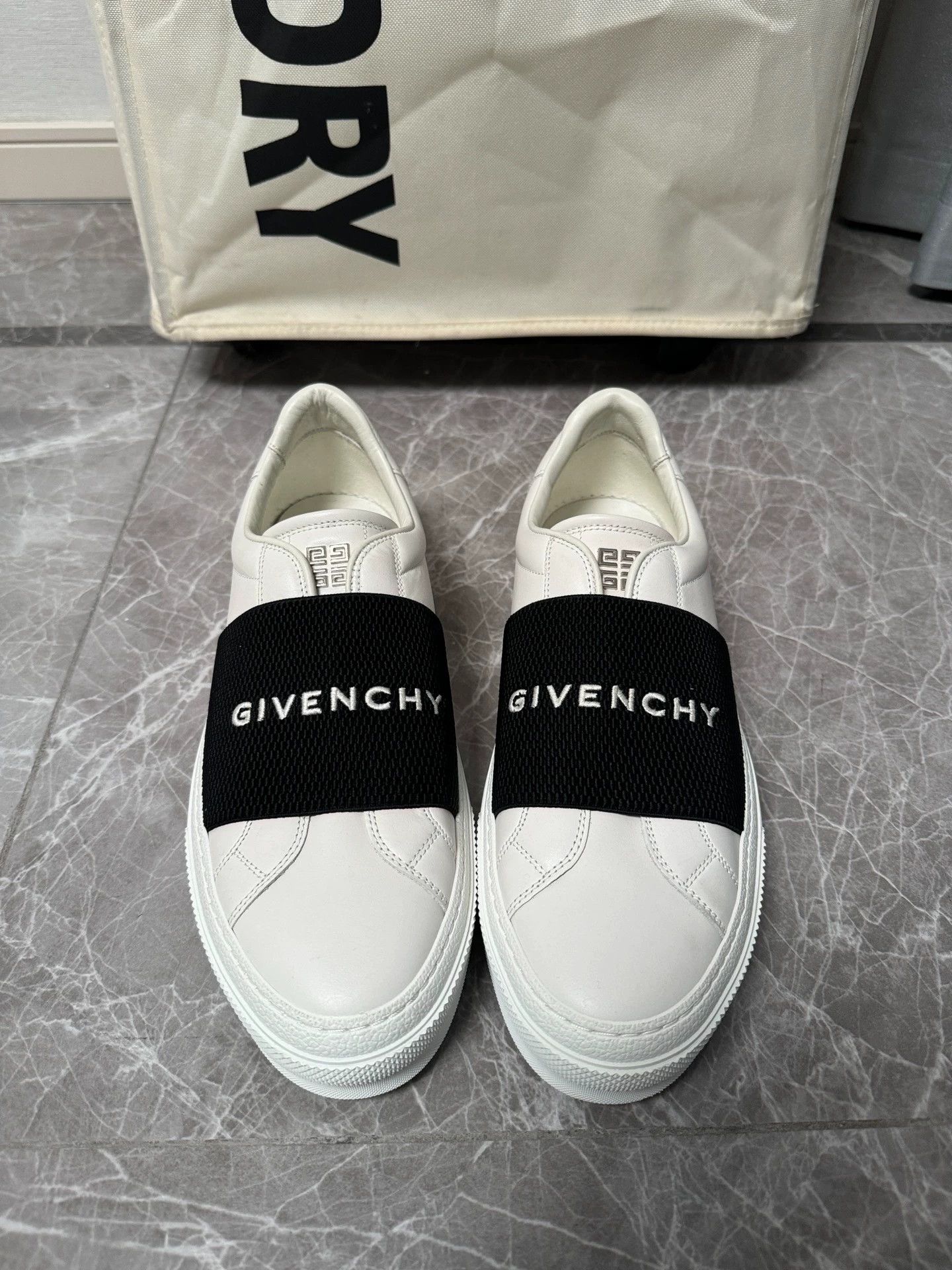 Givenchy Givenchy City Court Black Laces Sneakers 41 98 New Size US 8 / EU 41 - 3 Thumbnail