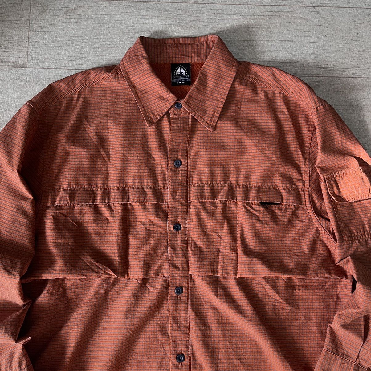 Nike ACG Nike acg pocket y2k shirt dri fits Size US M / EU 48-50 / 2 - 2 Thumbnail