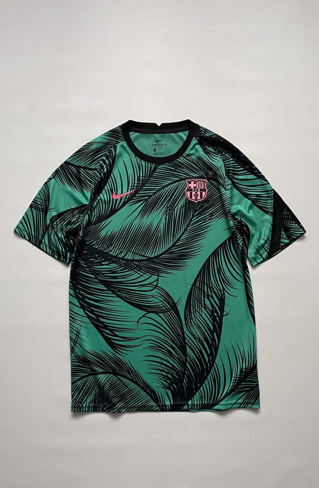 Nike Nike FC Barcelona 20-21 Special Edition Miami Collection Size US M / EU 48-50 / 2 - 1 Thumbnail
