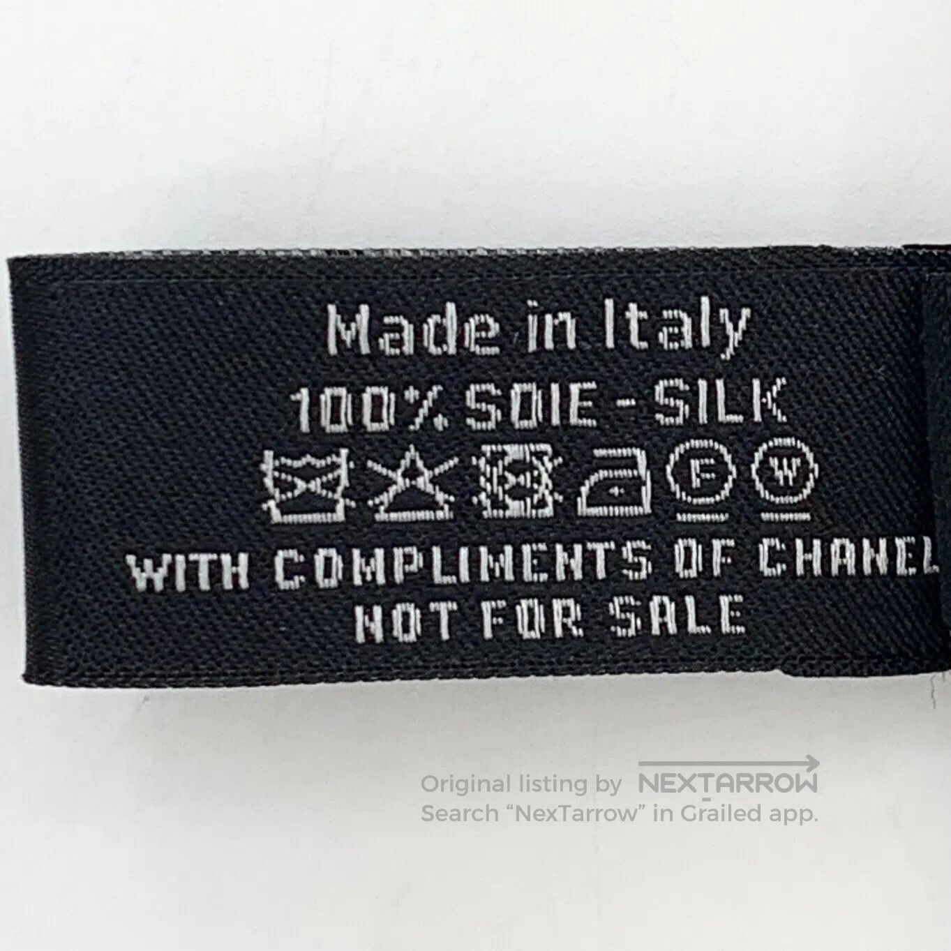 Chanel Chanel Black and White Color Blocked Double C Print Silk S Size ONE SIZE - 8 Thumbnail