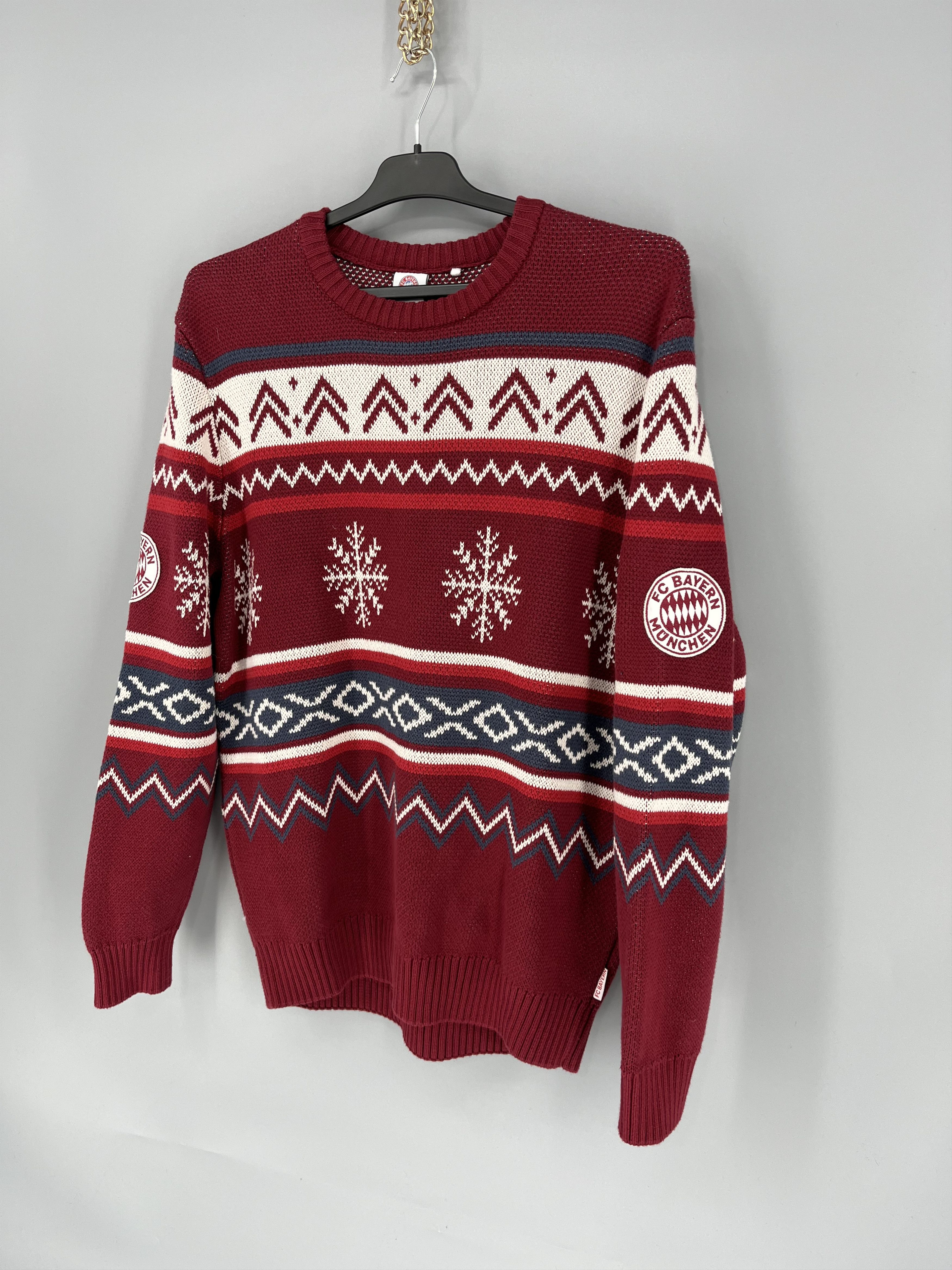 Vintage Vintage UEFA FC Bayern Munchen Soccer Team Cream Sweater Size US S / EU 44-46 / 1 - 3 Thumbnail