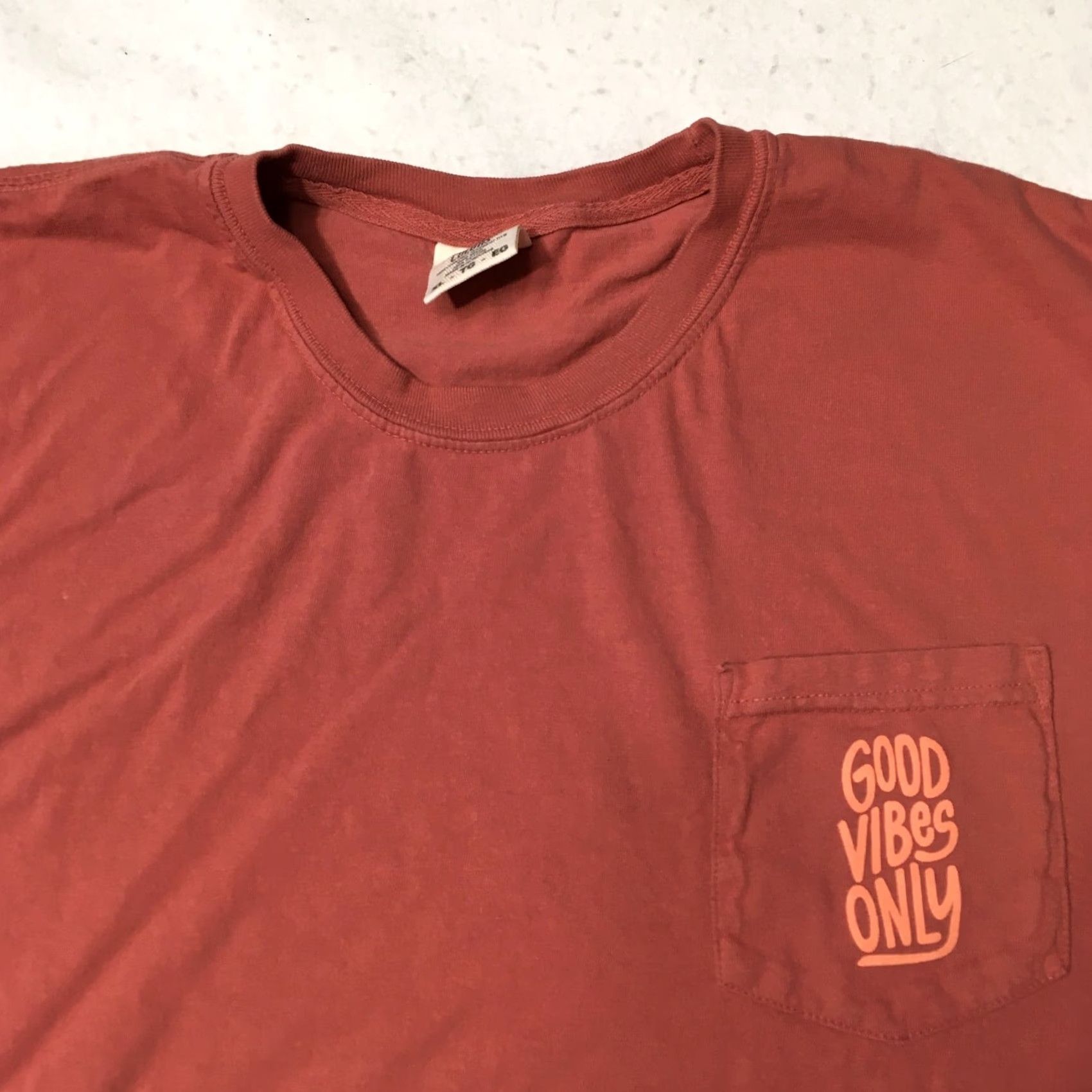 Comfort Colors T-Shirt Men's XL purple Good Vibes Only Short Sleeve pocket lavender purple Good Pop Comfort Colors Size US XL / EU 56 / 4 - 2 Thumbnail