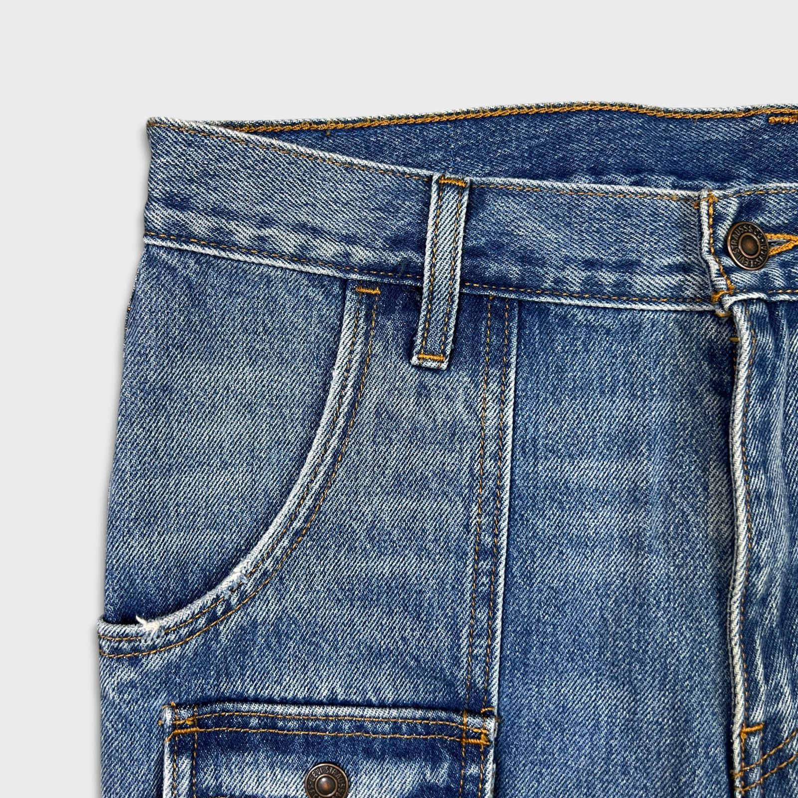 Levi's × Vintage Levi's Jeans 30x28 Faded Frayed Distressed Cargo Denim Pants Size US 30 / EU 46 - 3 Thumbnail