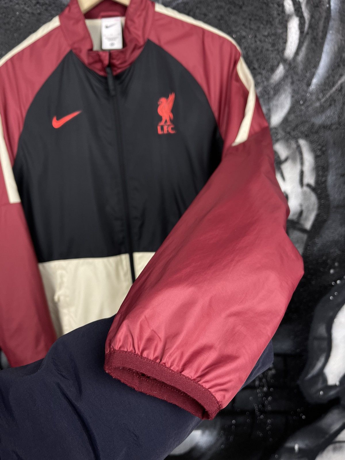 Nike Nike Liverpool F. C. Full Zip Light Training Jacket Size S Size US S / EU 44-46 / 1 - 8 Thumbnail