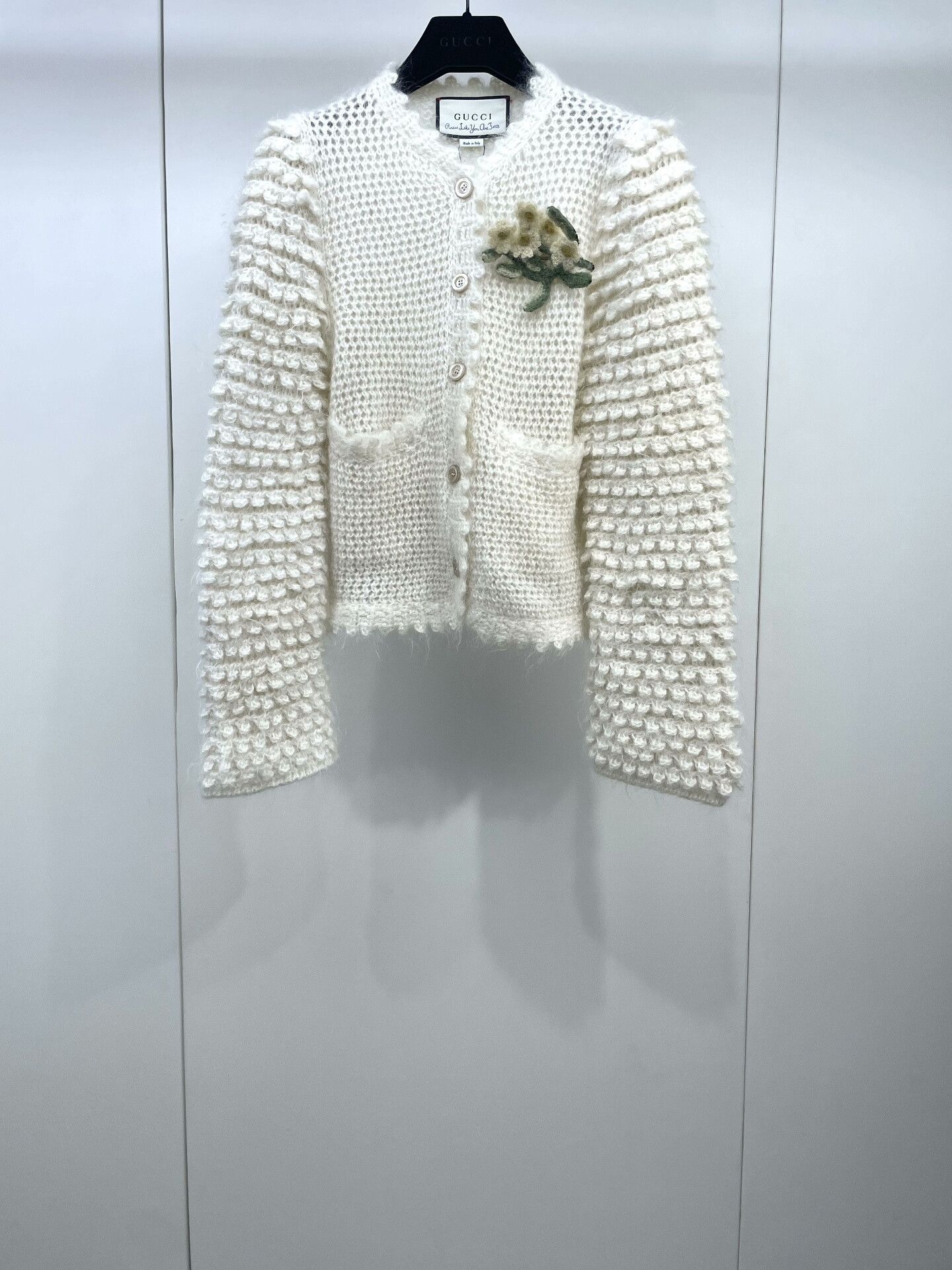 Gucci Gucci Mohair Daisy Brooch Cardigan Size XS / US 0-2 / IT 36-38 - 1 Thumbnail