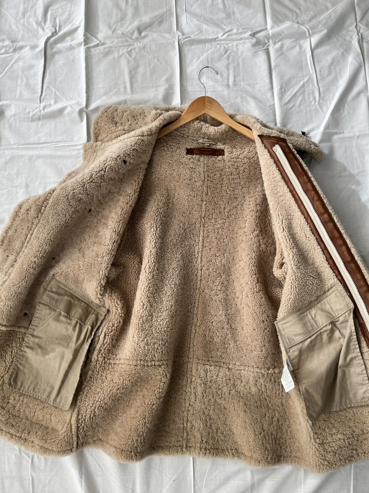 Yeezy Yeezy Season 5 Vintage Shearling Long hooded Hudson Coat Size US M / EU 48-50 / 2 - 18 Thumbnail