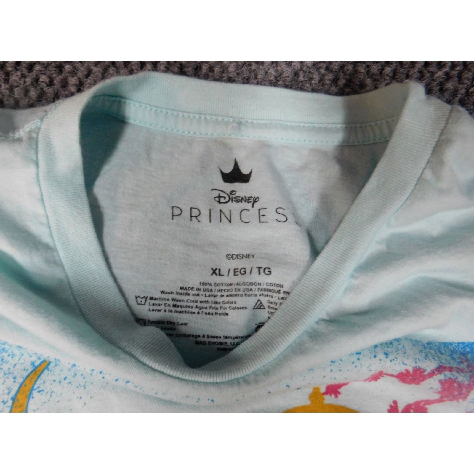 Disney Disney Womens Blouse XL Blue Crew Neck Short Sleeve Cap Sleeve Pullover Cotton Rayon Button Casual Regular Basic University Theme Size XL / US 12-14 / IT 48-50 - 5 Thumbnail