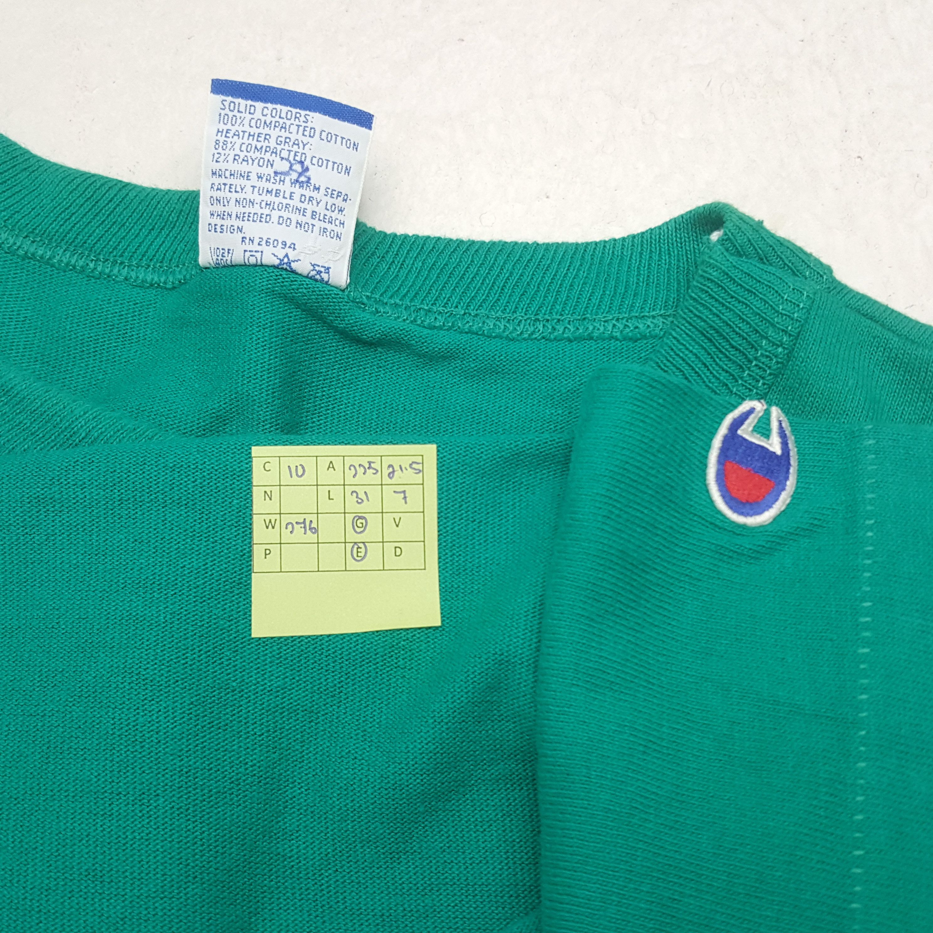 Champion Vintage Universal Studio Hollywood Tshirt RR10 Size US L / EU 52-54 / 3 - 5 Thumbnail