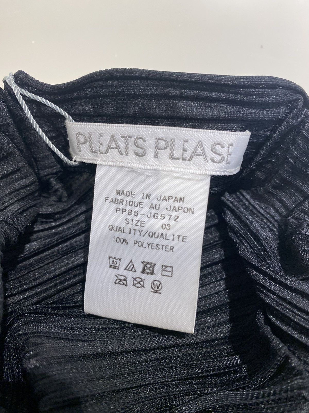 Pleats Please Issey Miyake Pleats Please Issey Miyake Black Motion Skirt Size 28" / US 6 / IT 42 - 9 Thumbnail